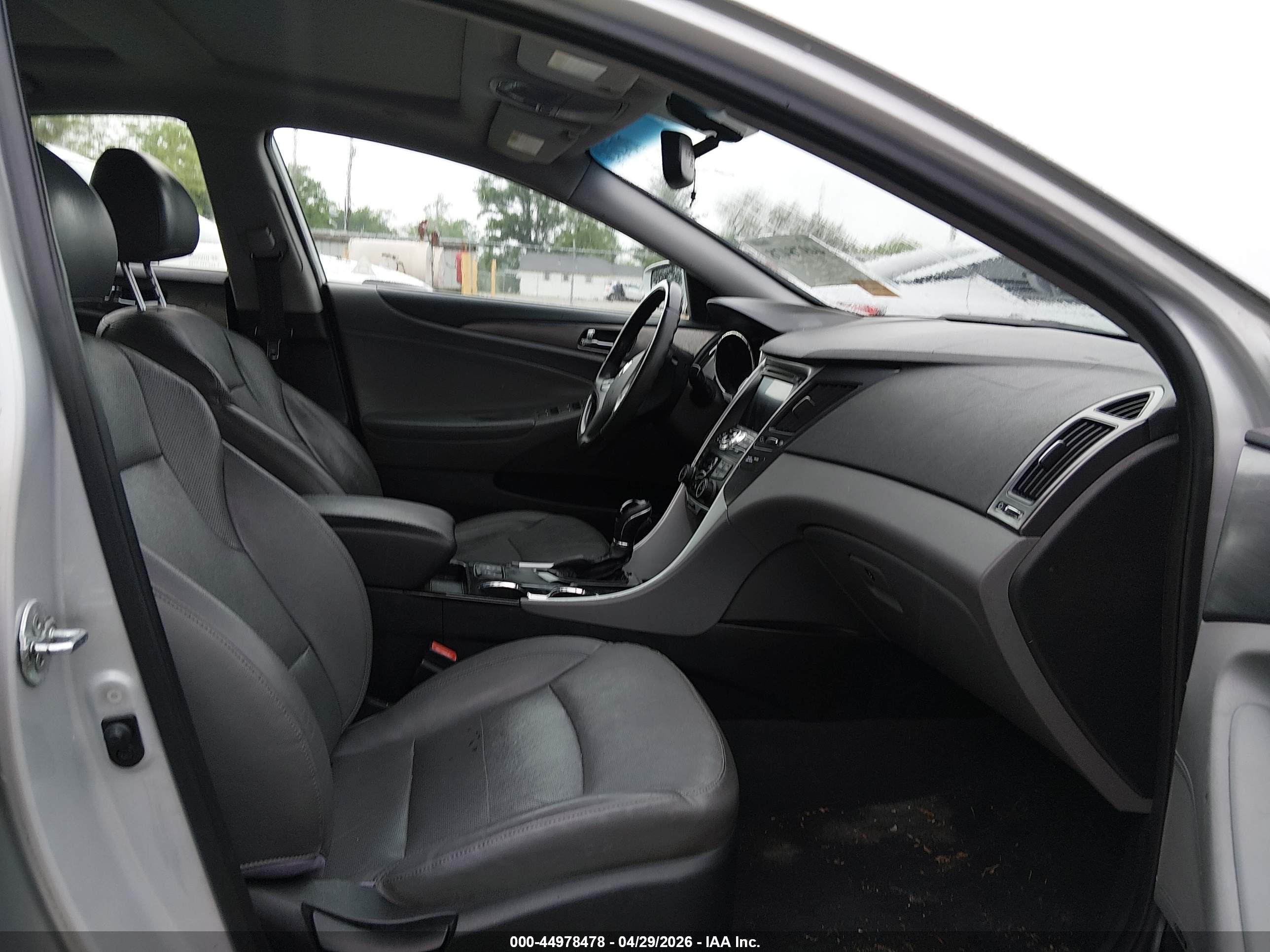 HYUNDAI SONATA image 5
