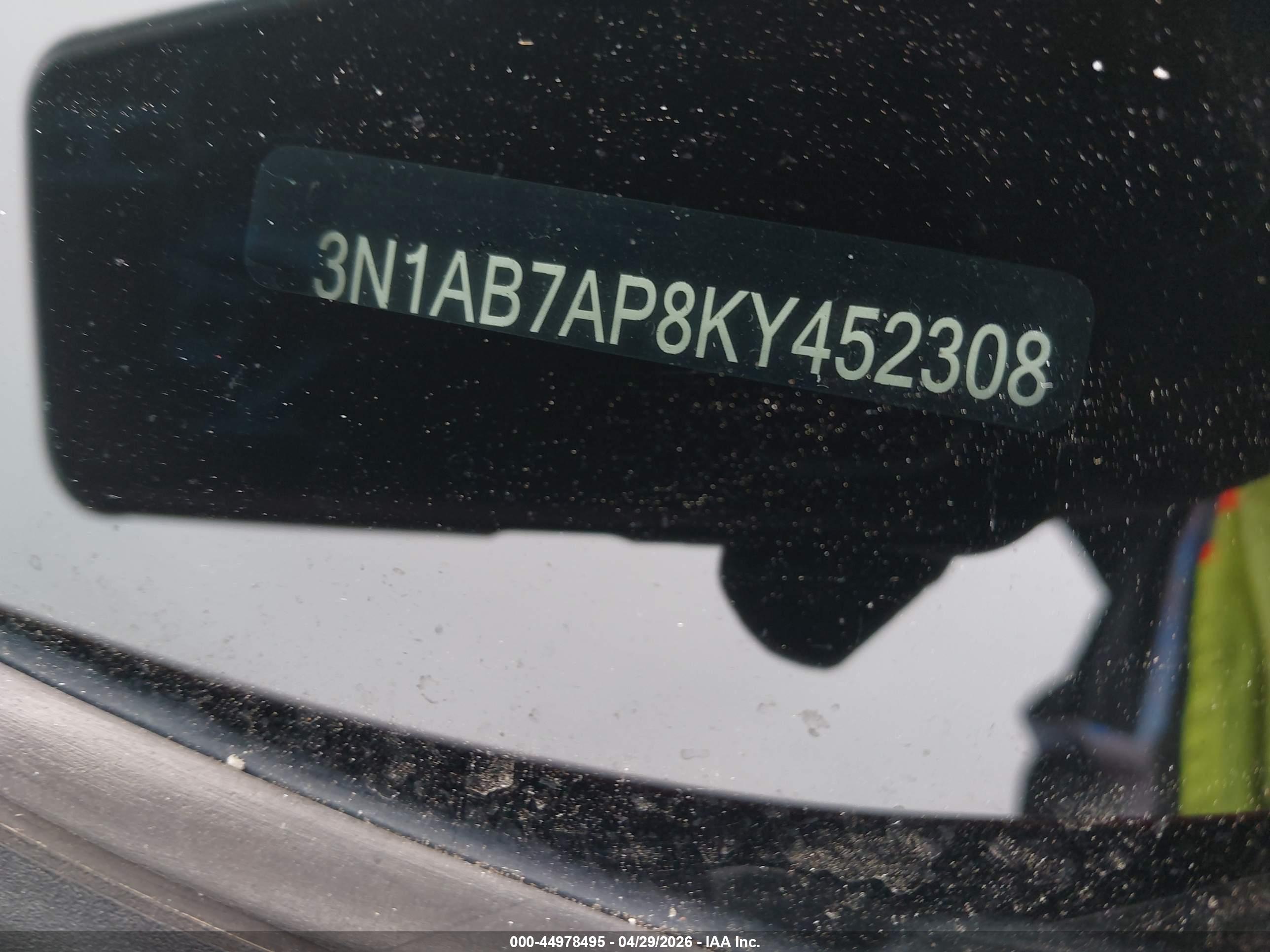 NISSAN SENTRA image 9