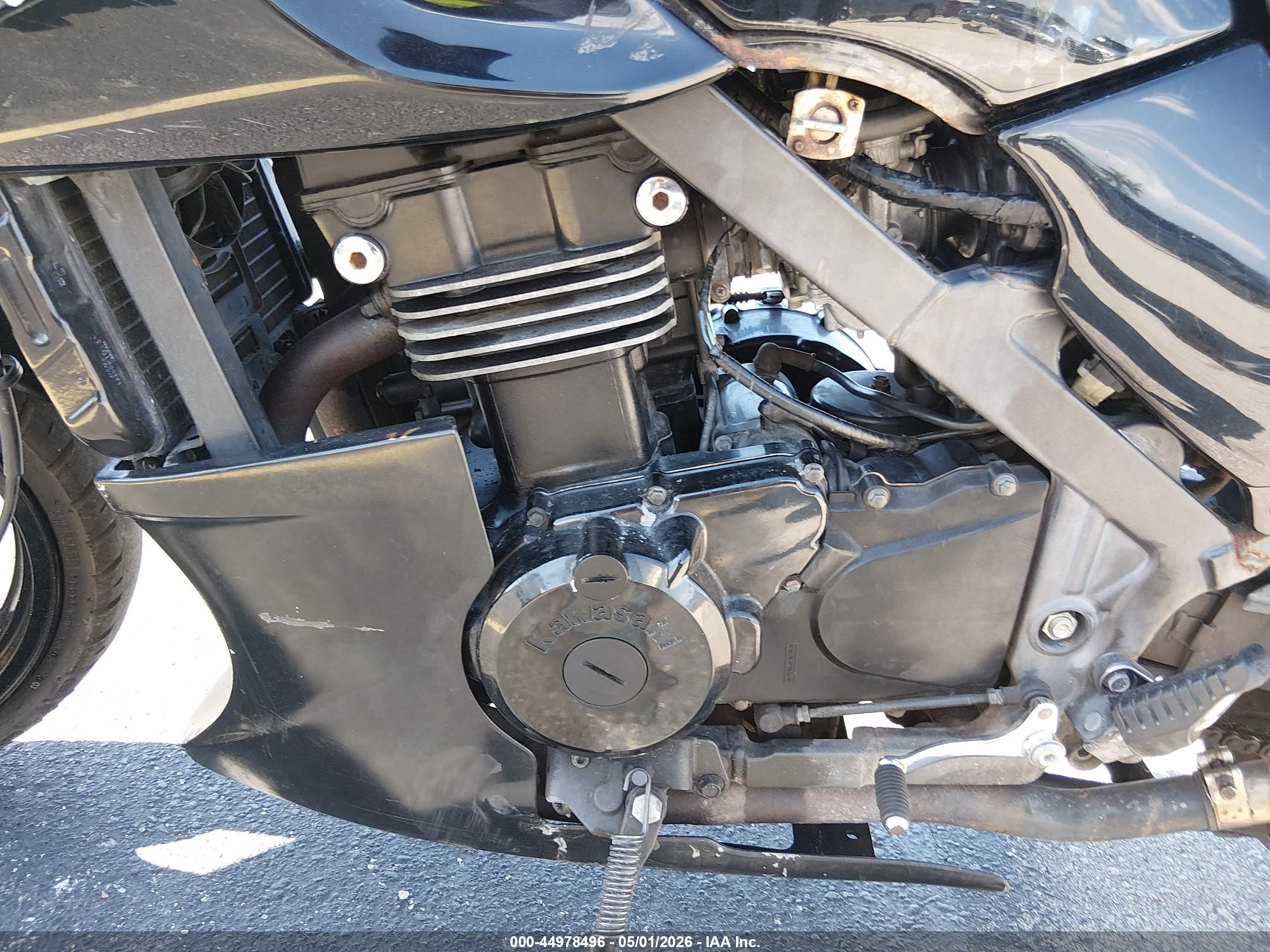 KAWASAKI EX500 image 9