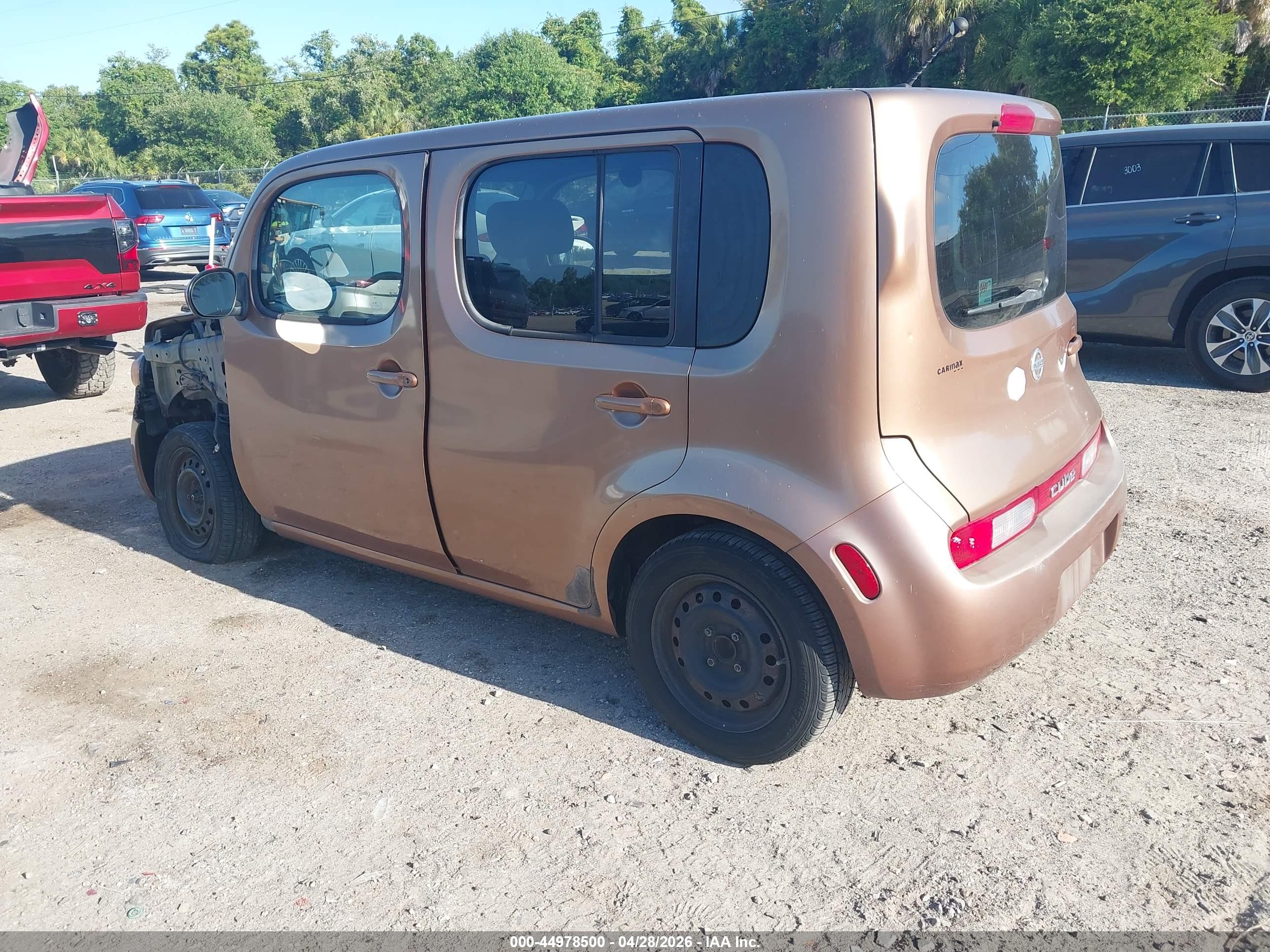 NISSAN CUBE image 3