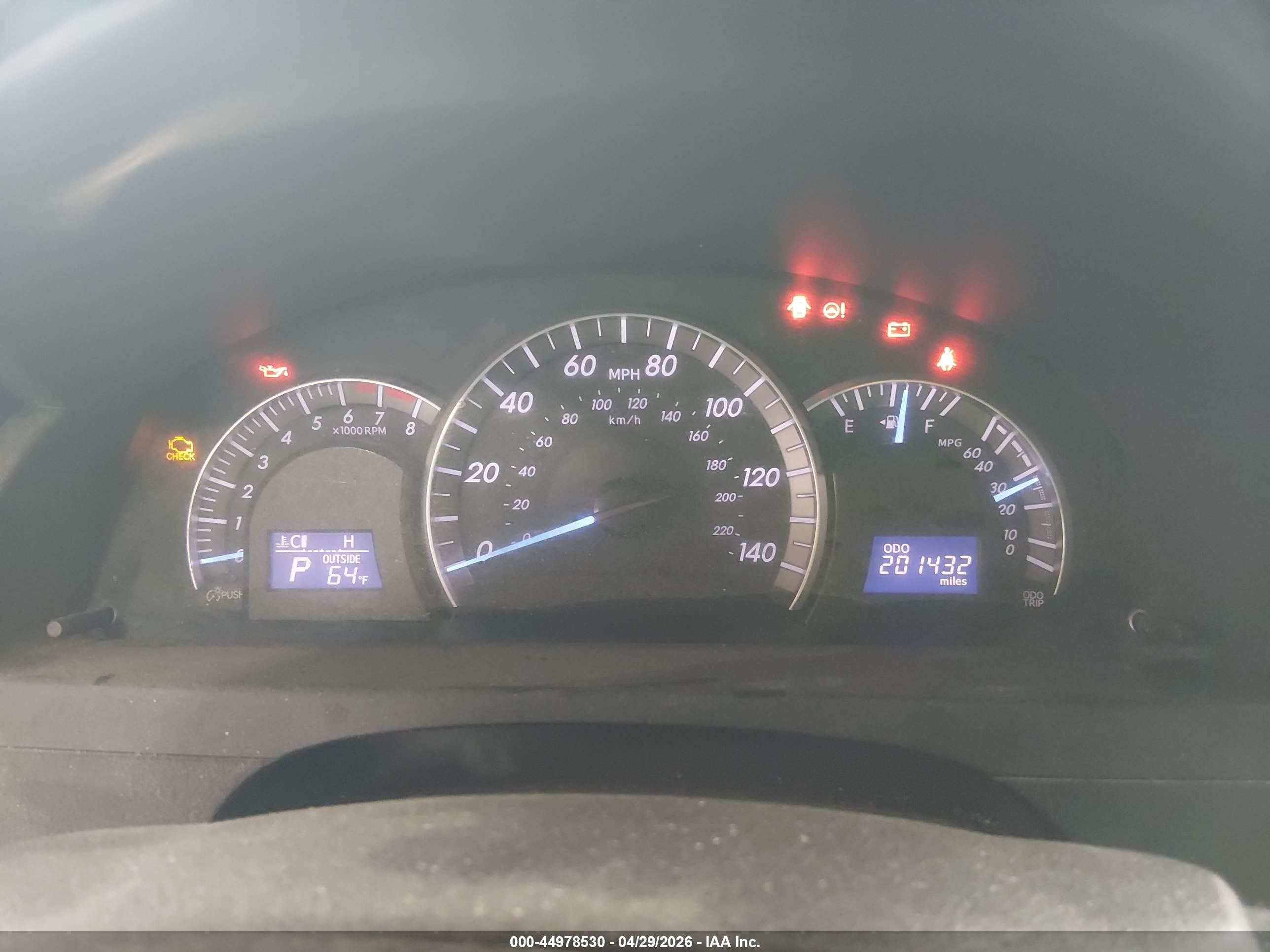 TOYOTA CAMRY image 7