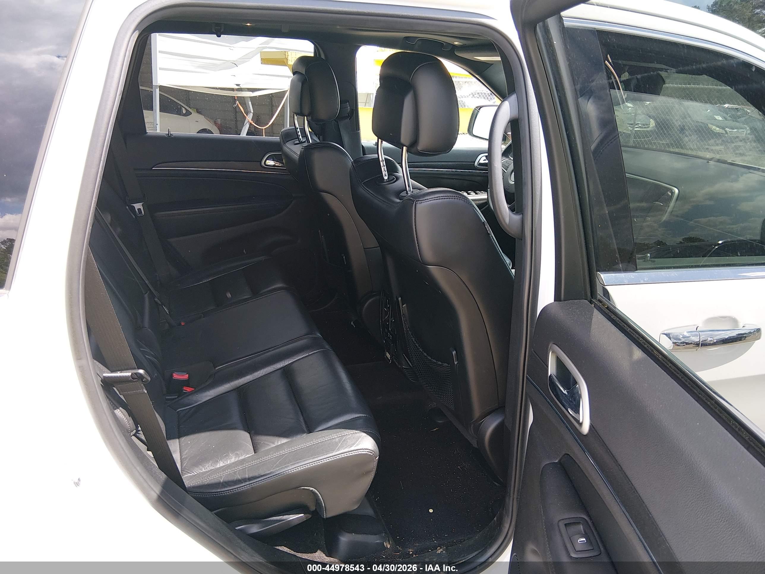 JEEP GRAND image 8