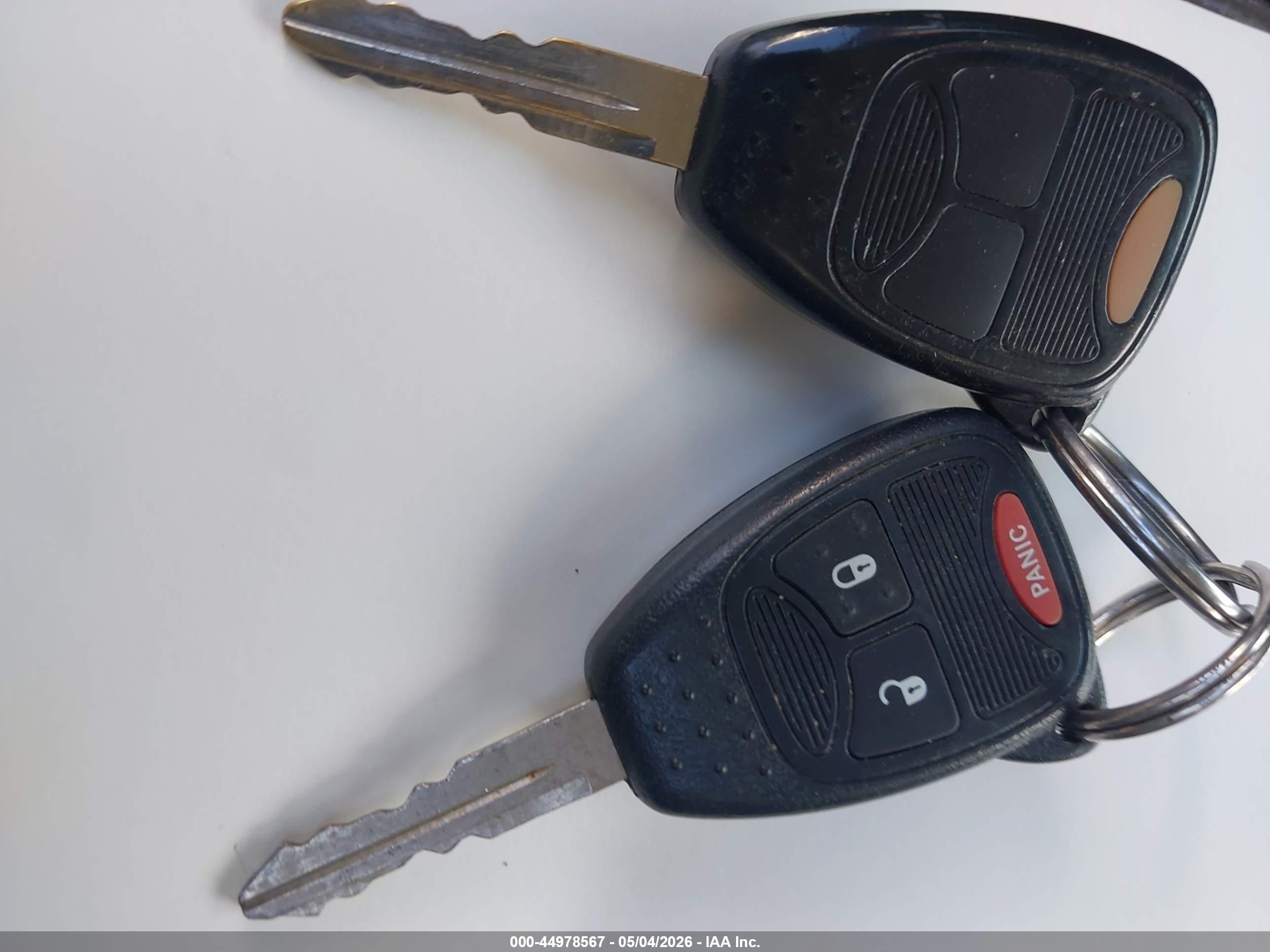 DODGE RAM image 11