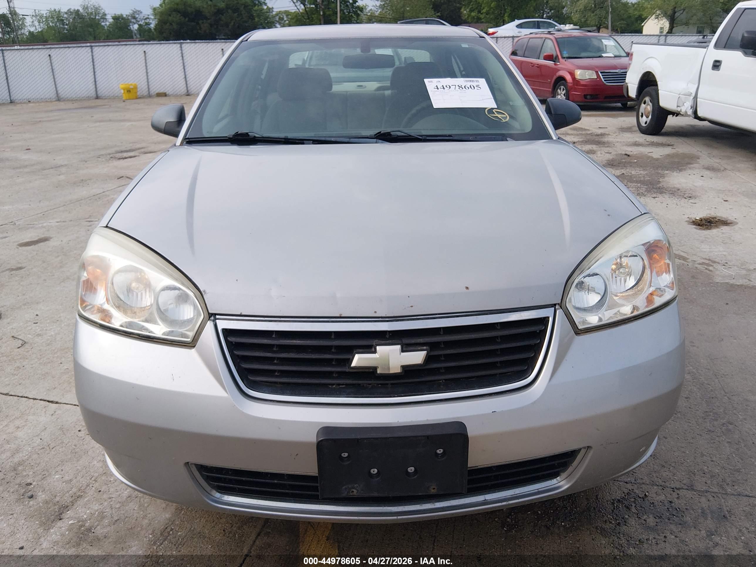 CHEVROLET MALIBU image 6