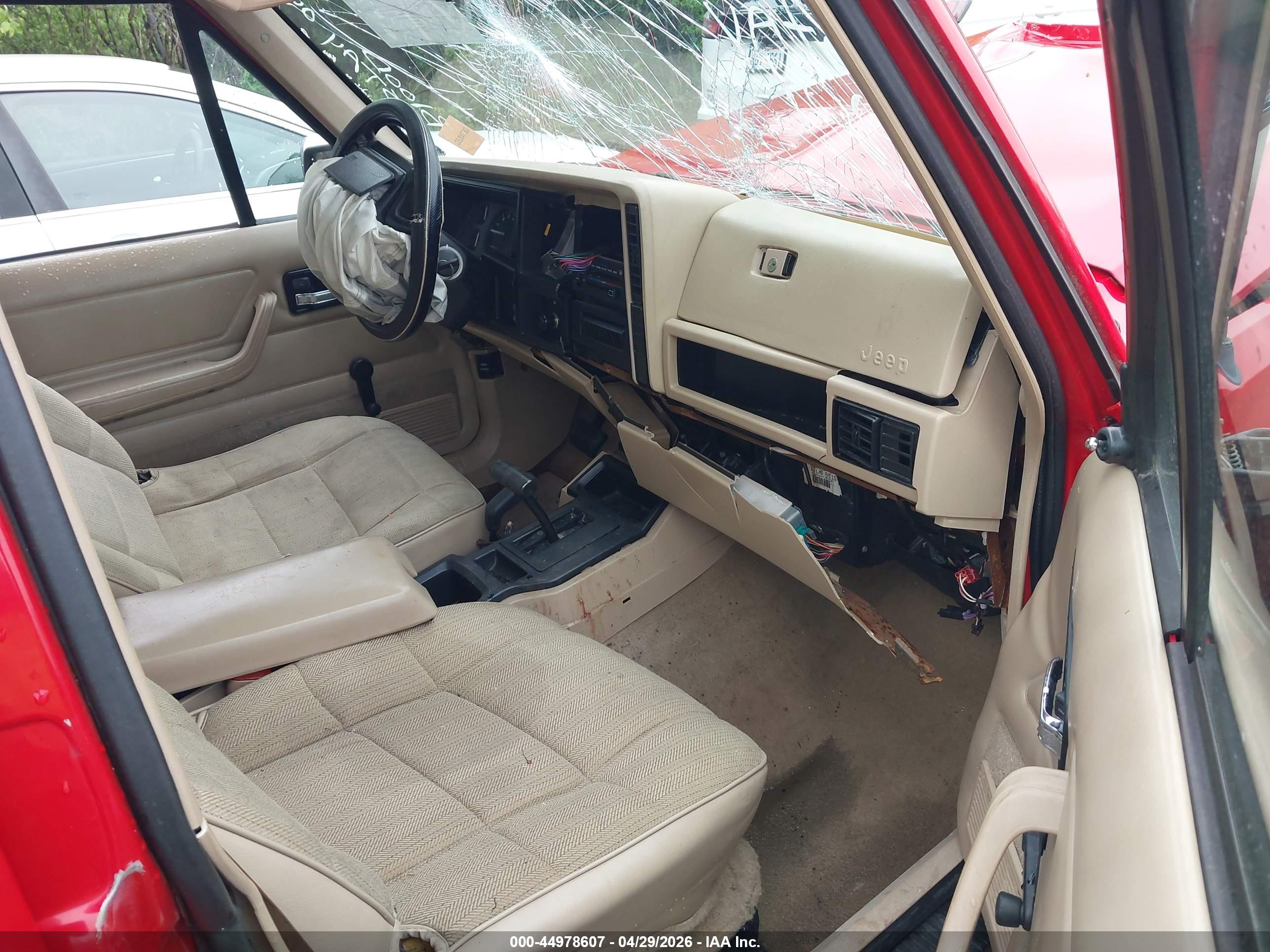 JEEP CHEROKEE image 5