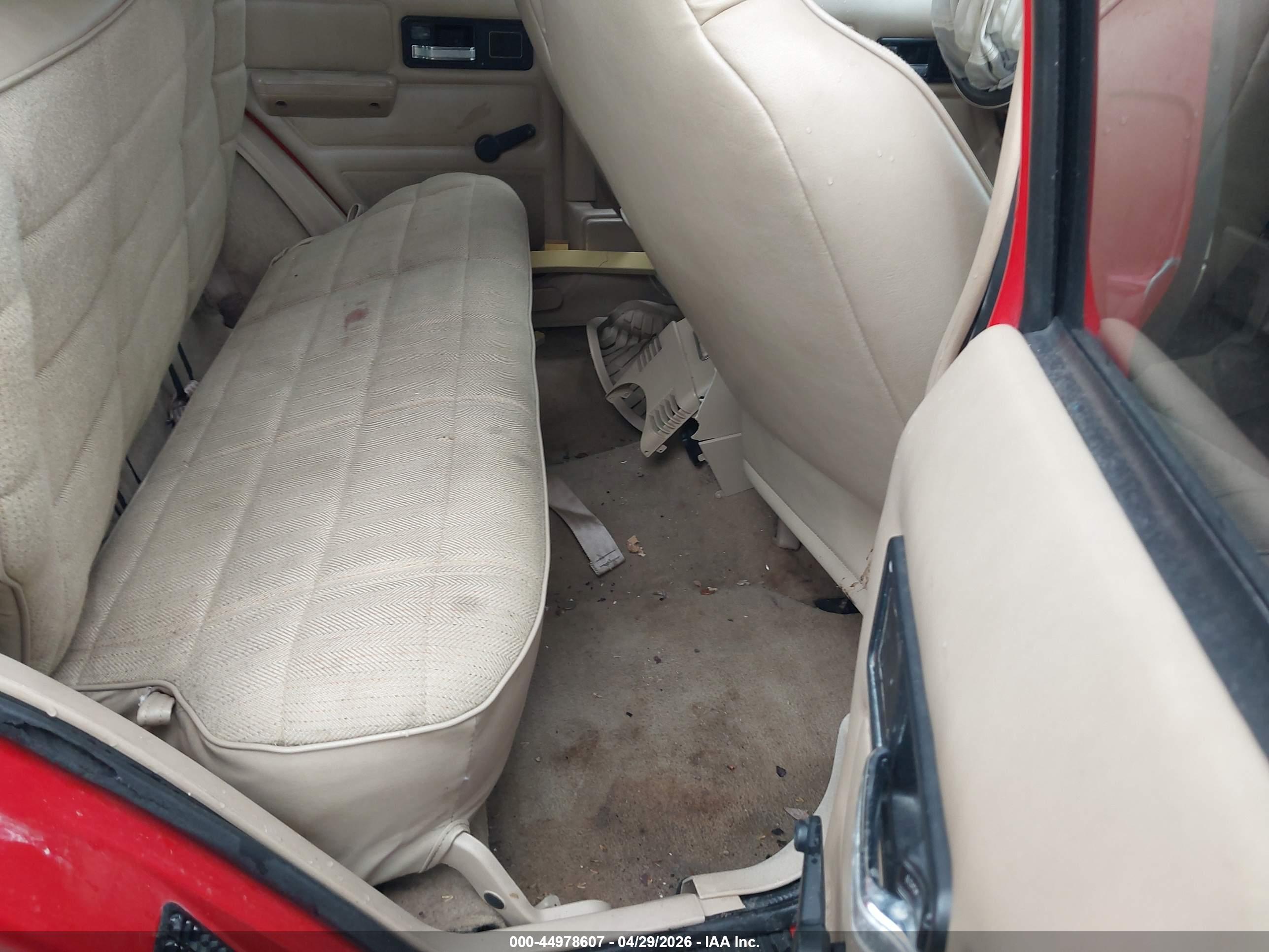 JEEP CHEROKEE image 8