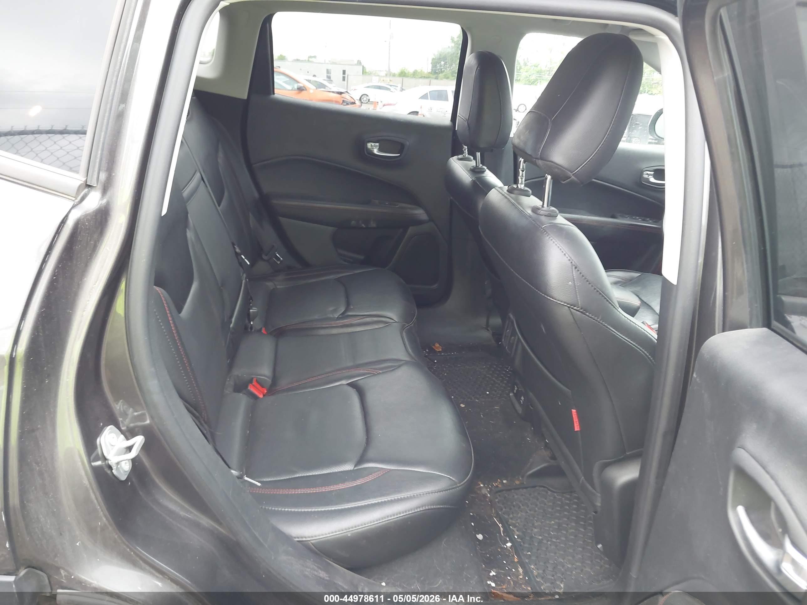 JEEP COMPASS image 8