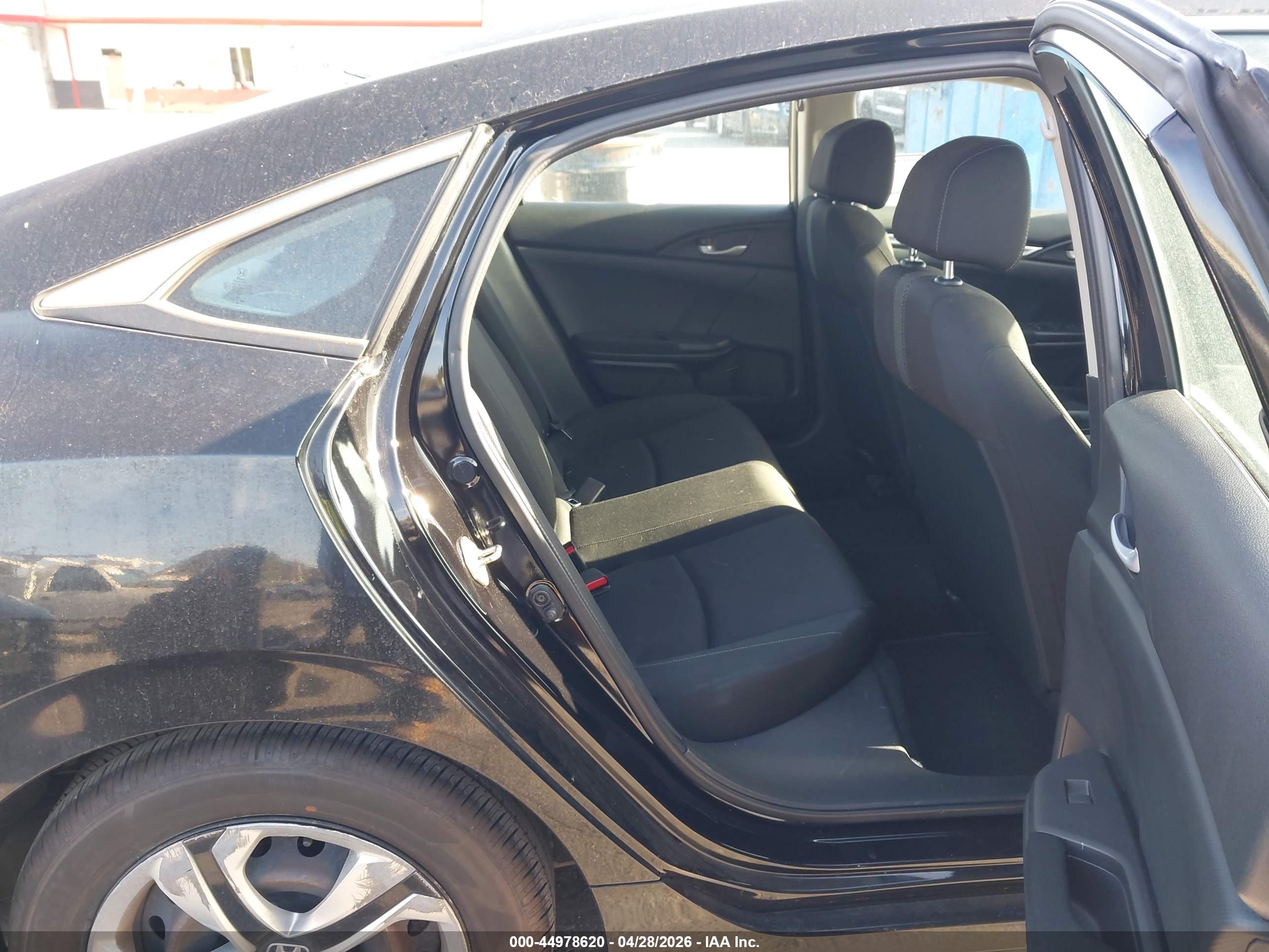 HONDA CIVIC image 8