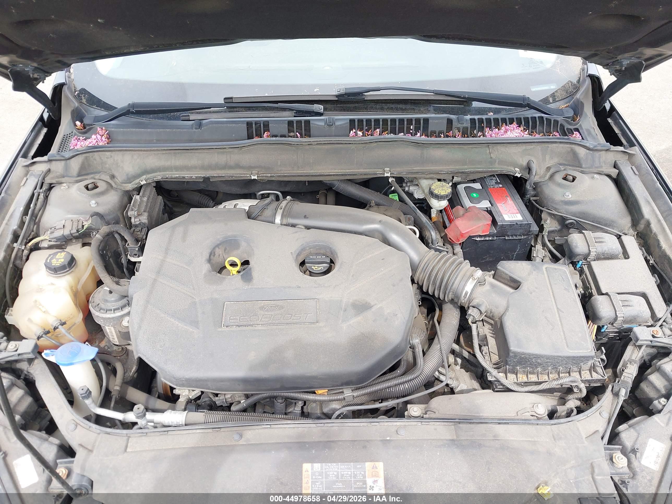 FORD FUSION image 10