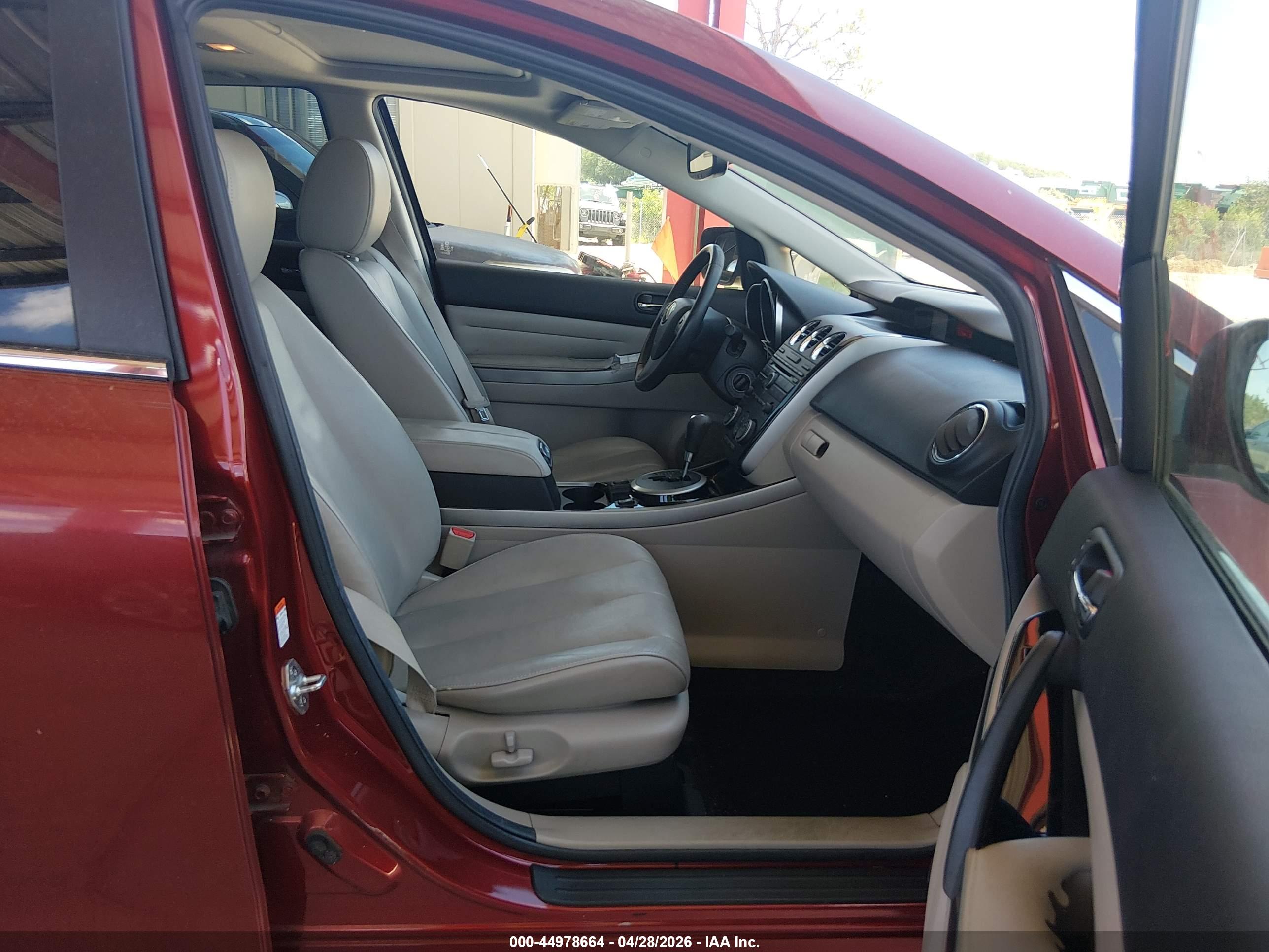 MAZDA CX-7 image 5