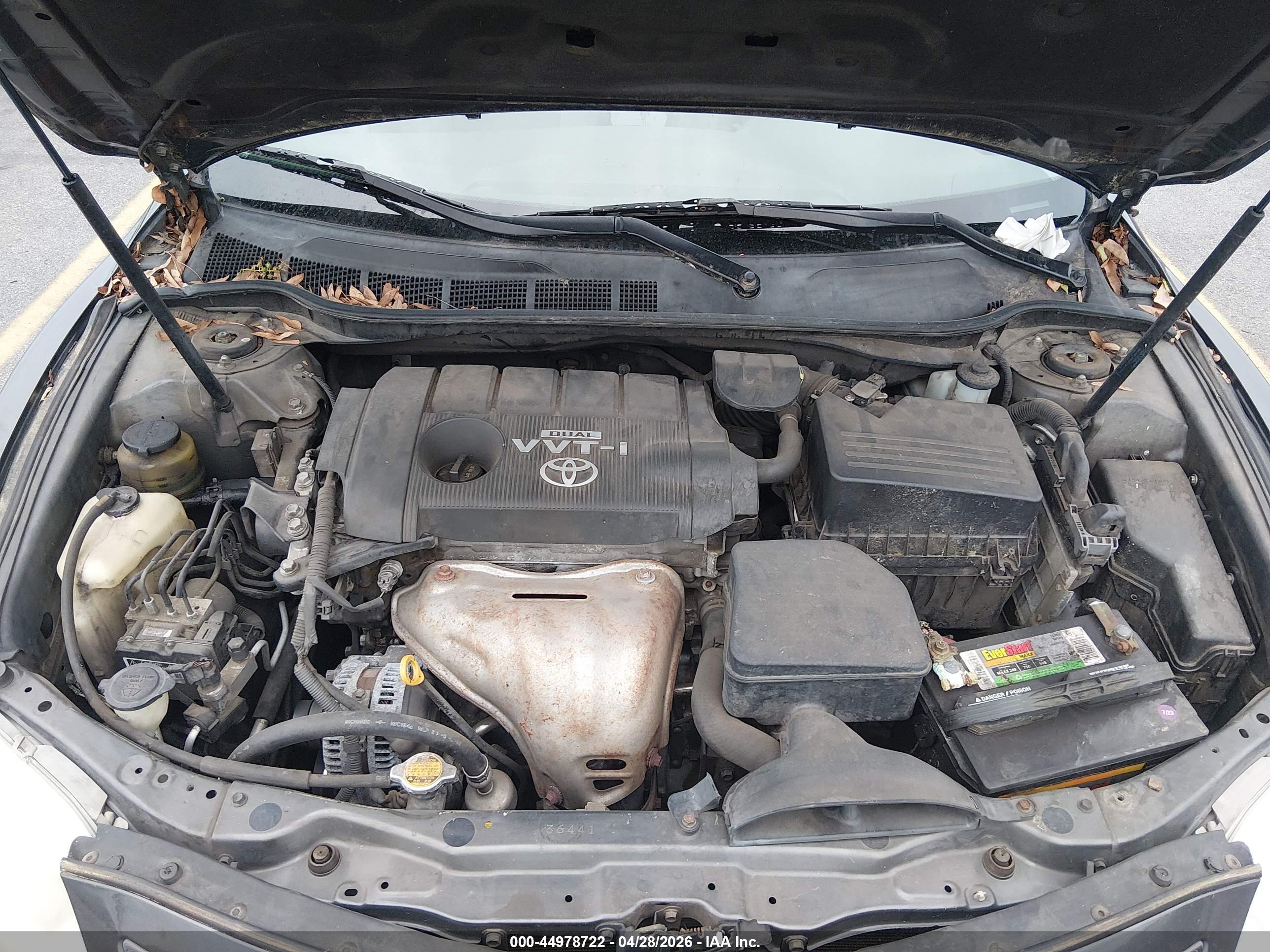 TOYOTA CAMRY image 10