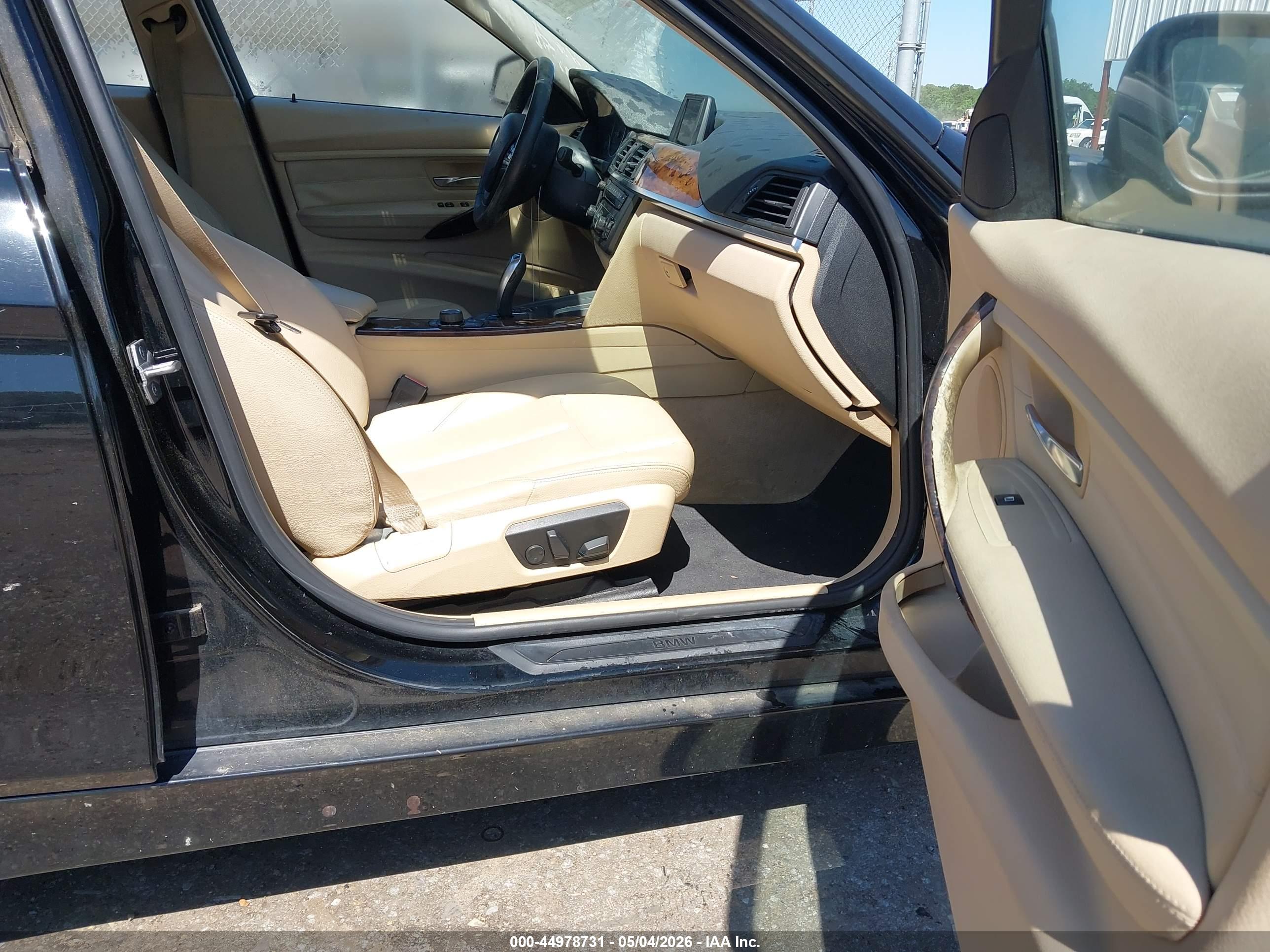 BMW 328I image 5