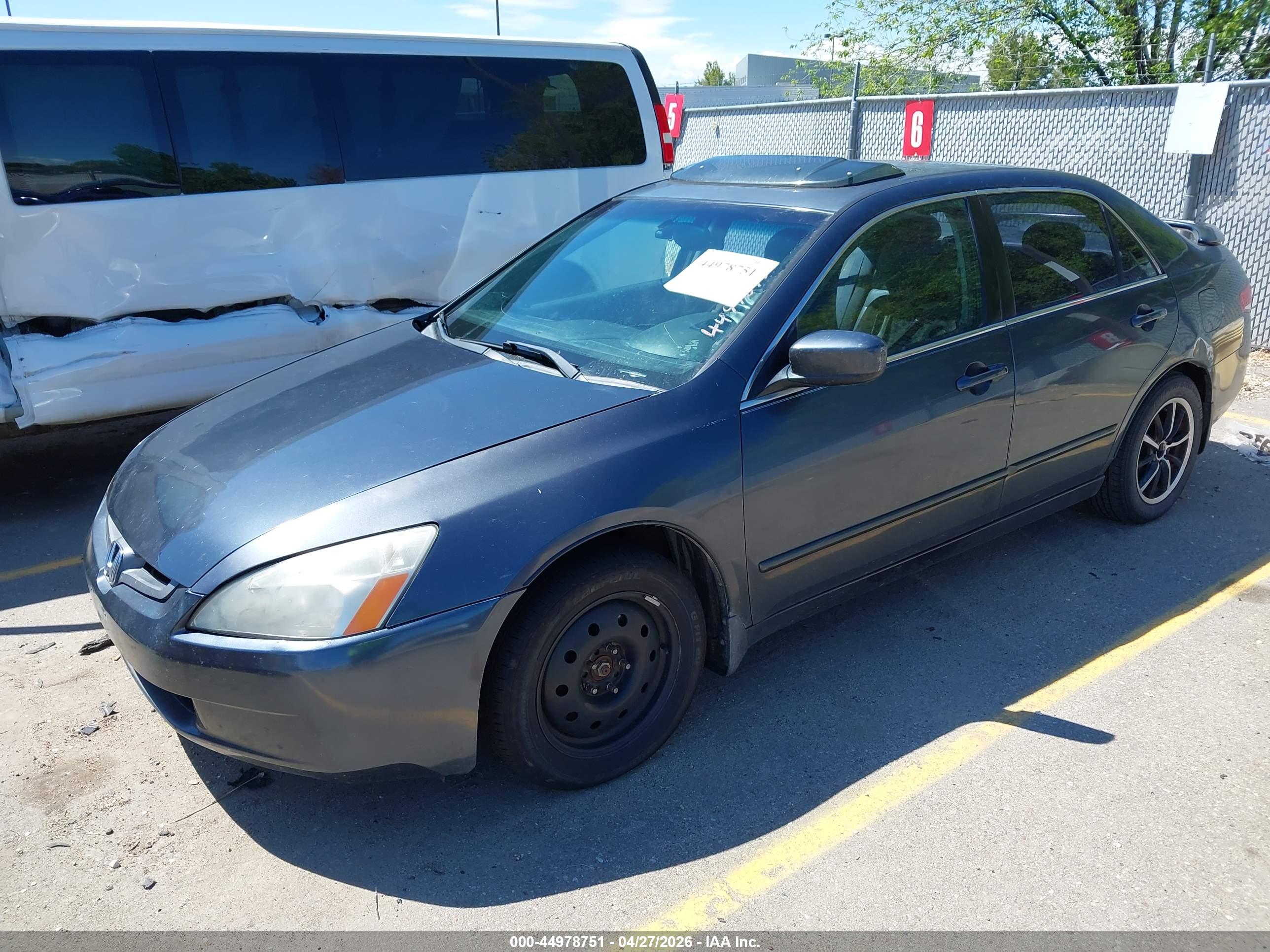 HONDA ACCORD image 2