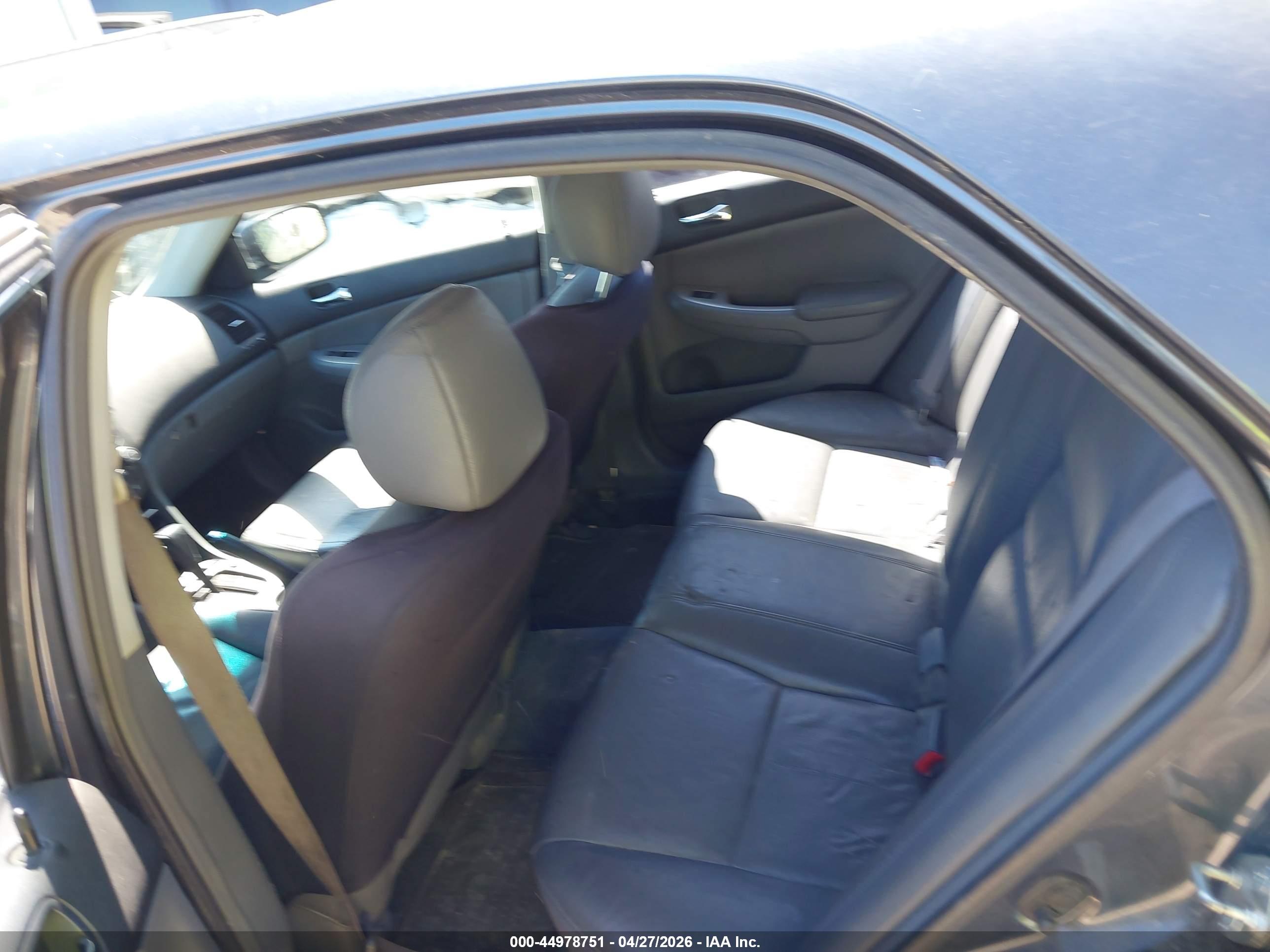 HONDA ACCORD image 8