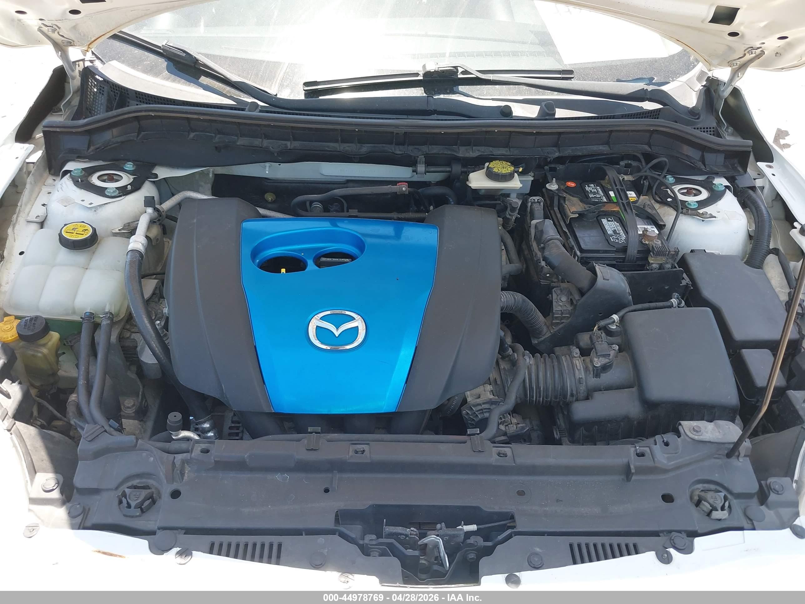 MAZDA MAZDA3 image 10