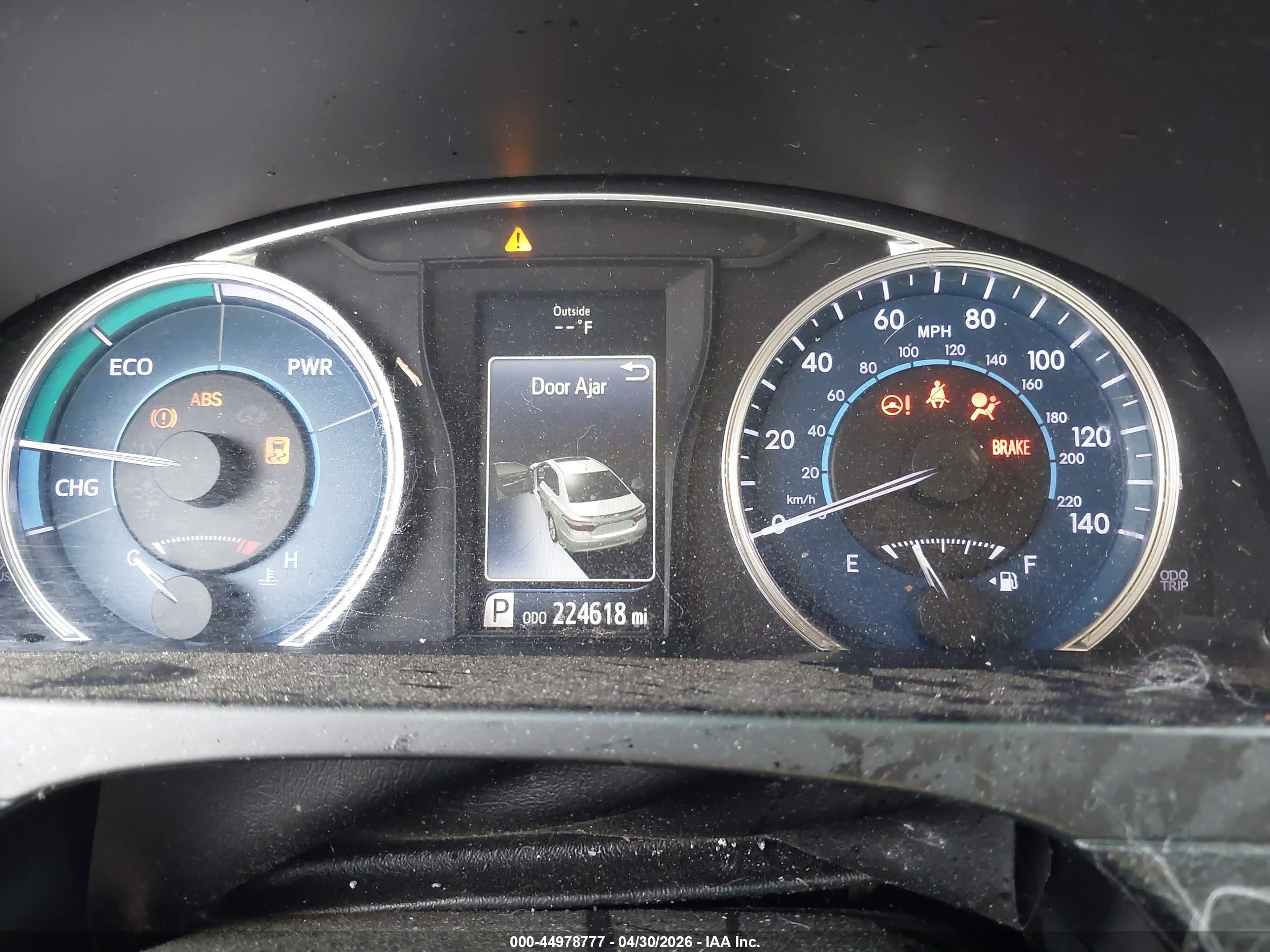 TOYOTA CAMRY image 7