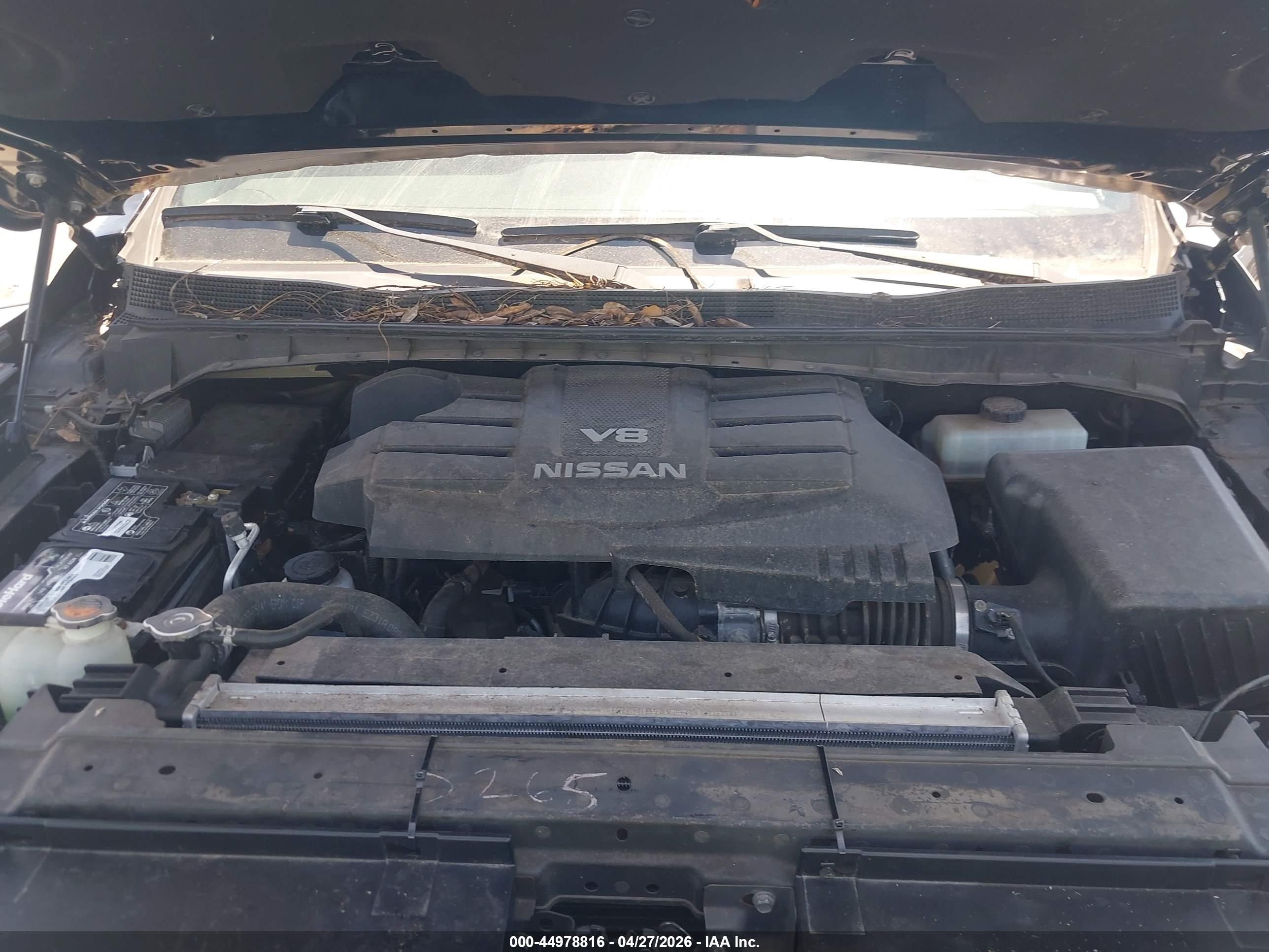 NISSAN TITAN image 10