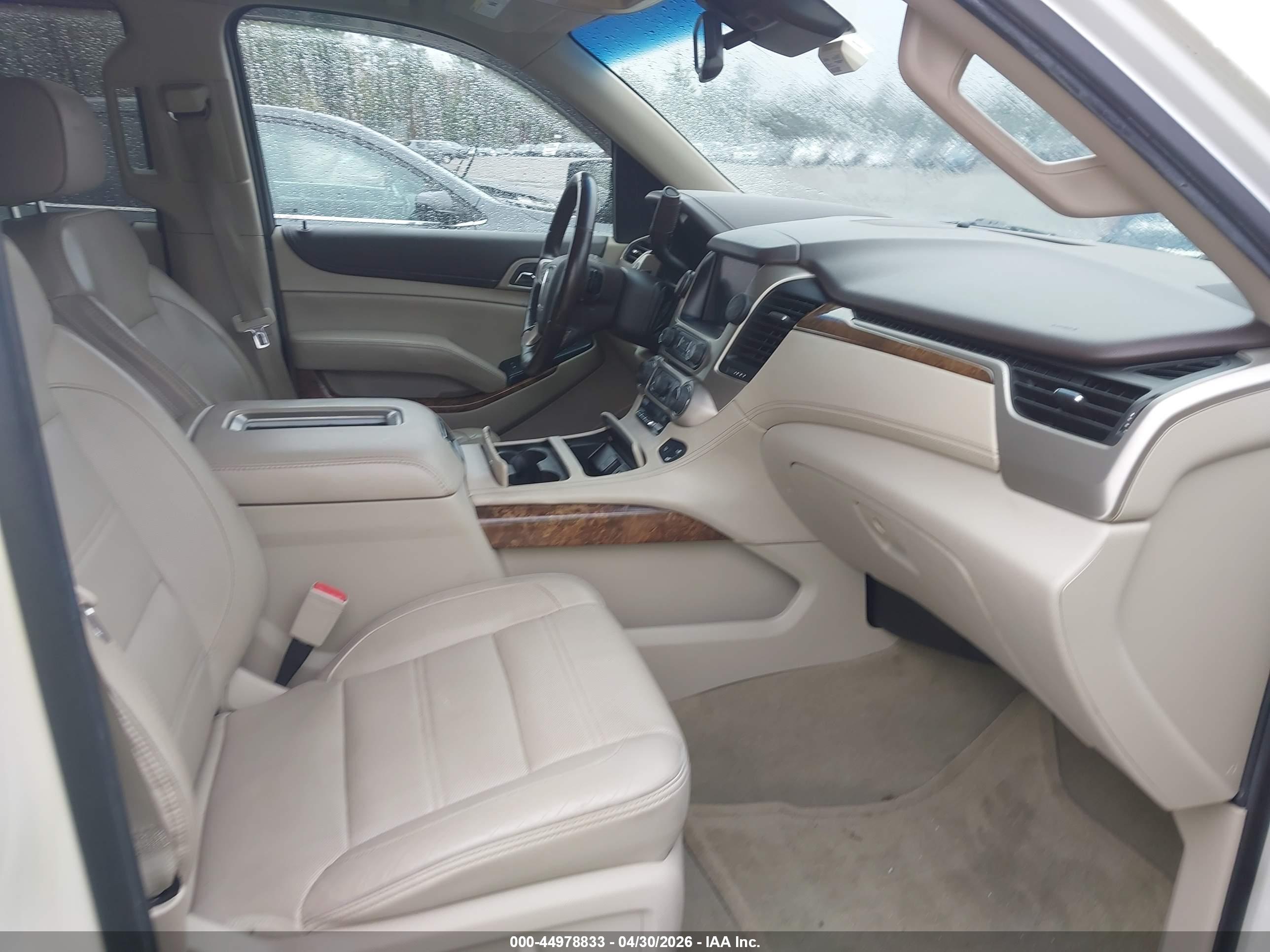GMC YUKON image 5