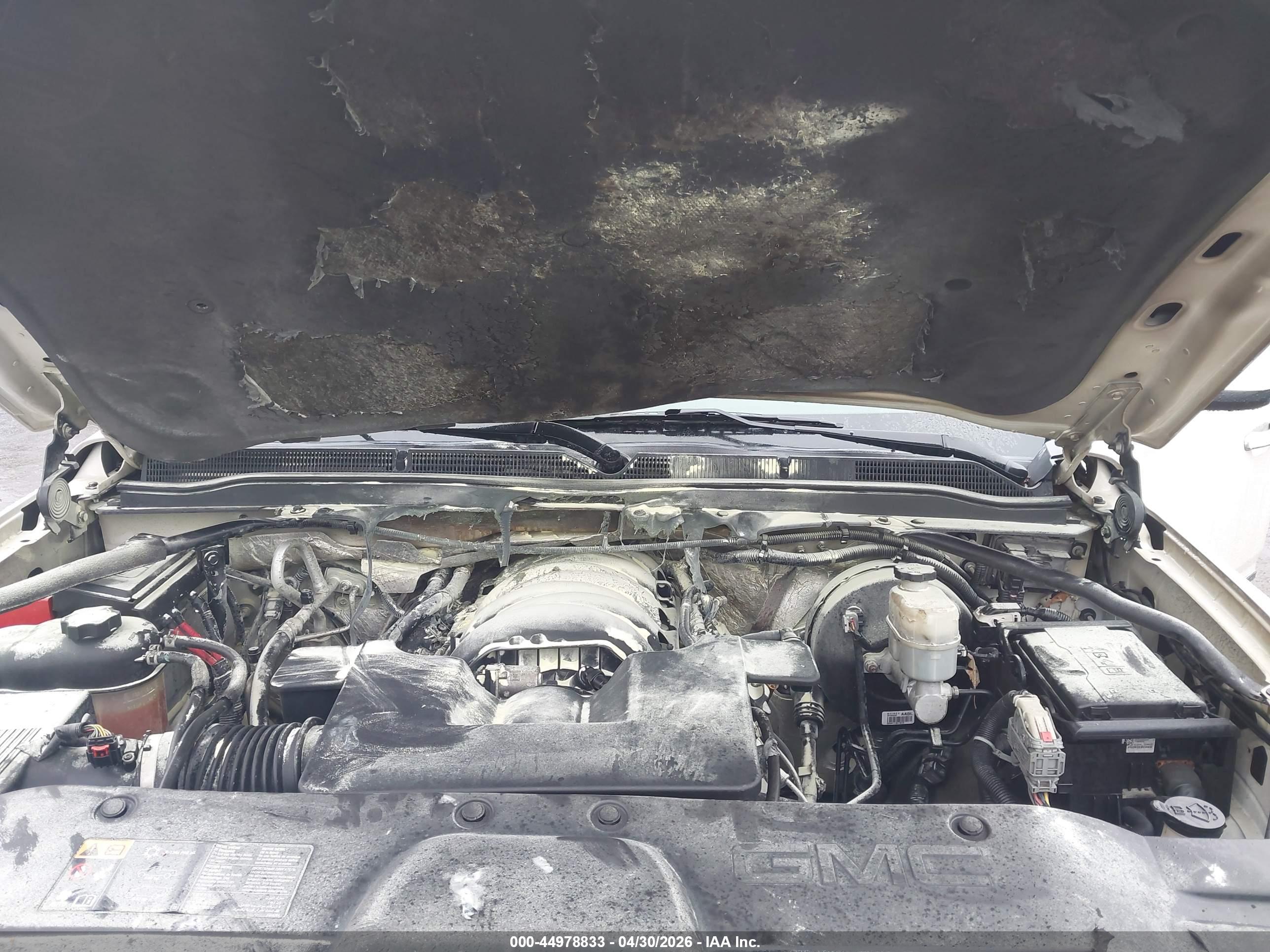 GMC YUKON image 6