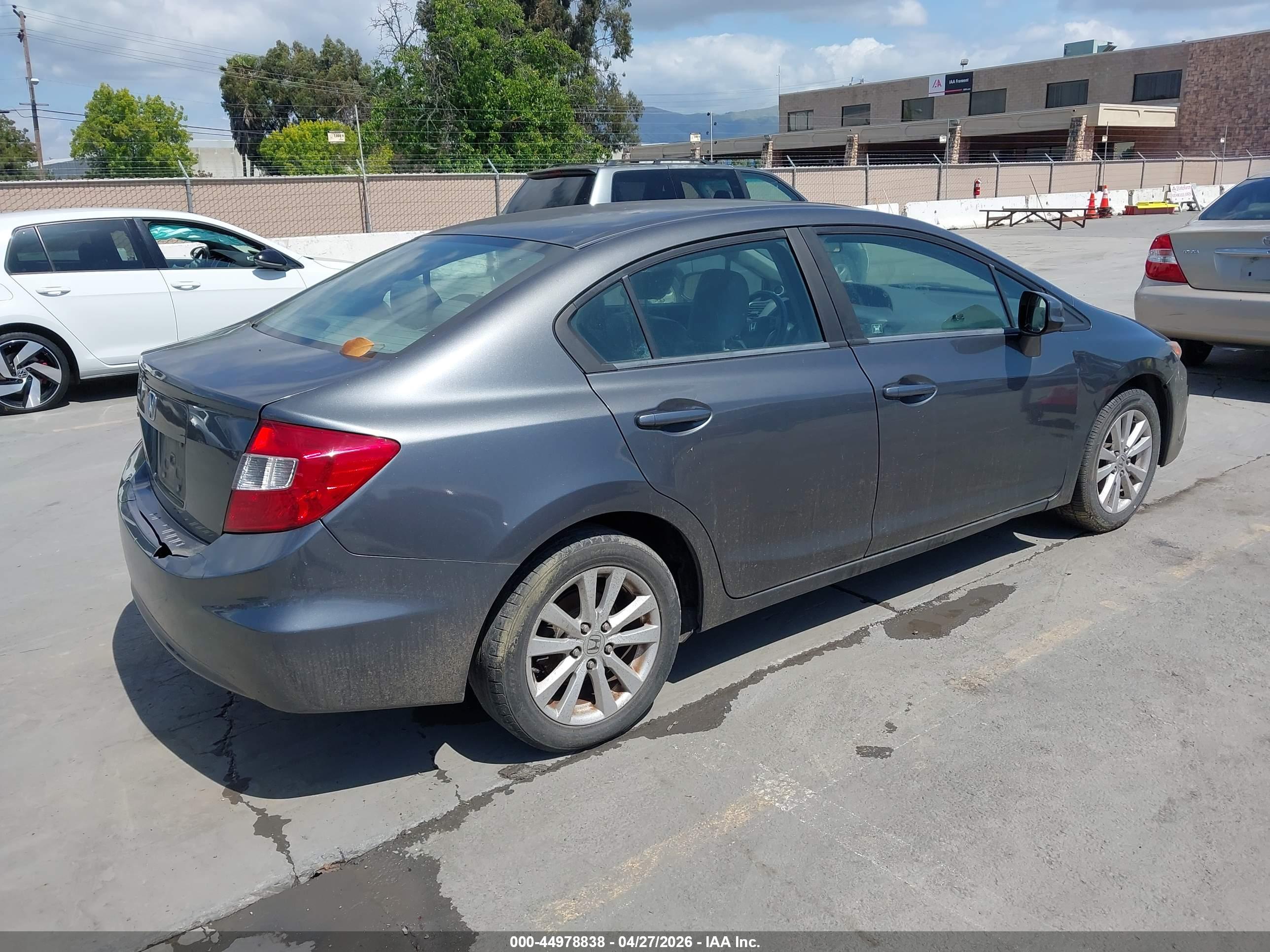 HONDA CIVIC image 4