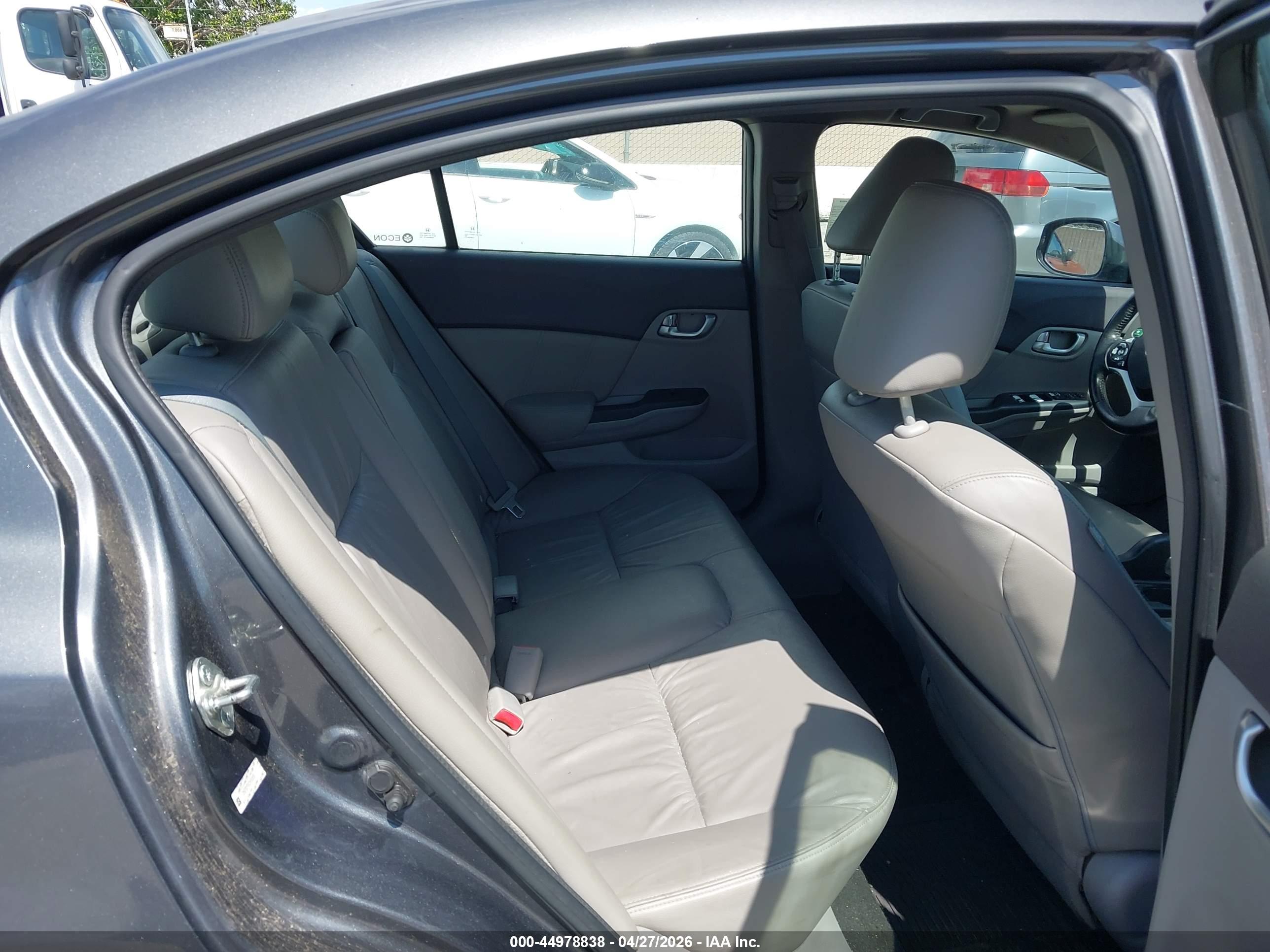 HONDA CIVIC image 8