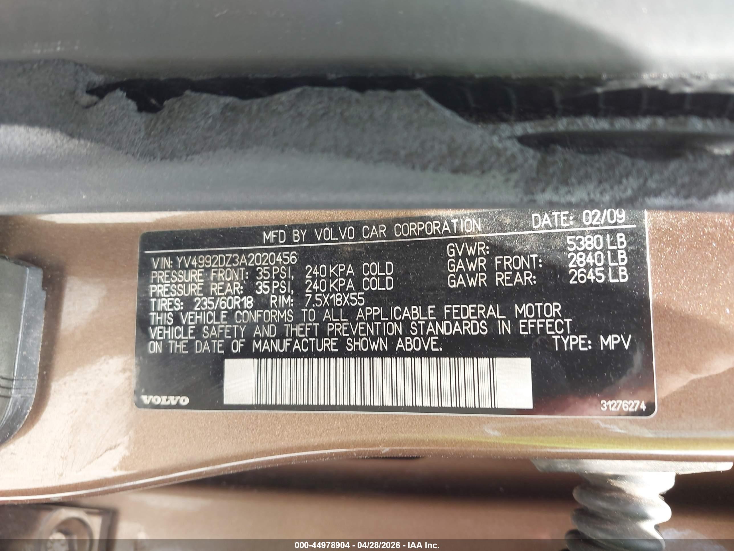 VOLVO XC60 image 9