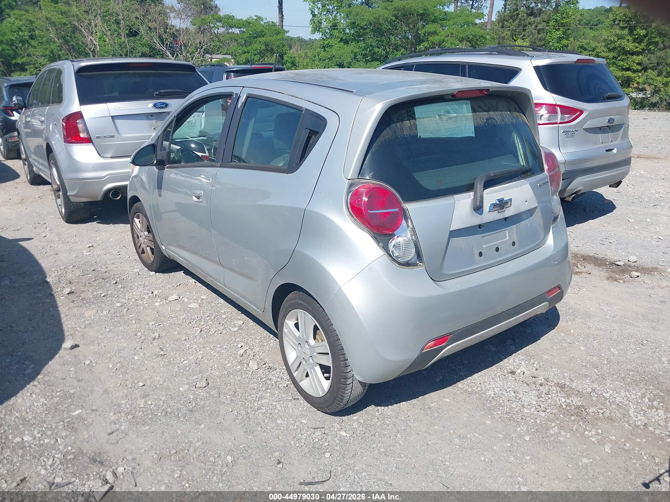 CHEVROLET SPARK image 3
