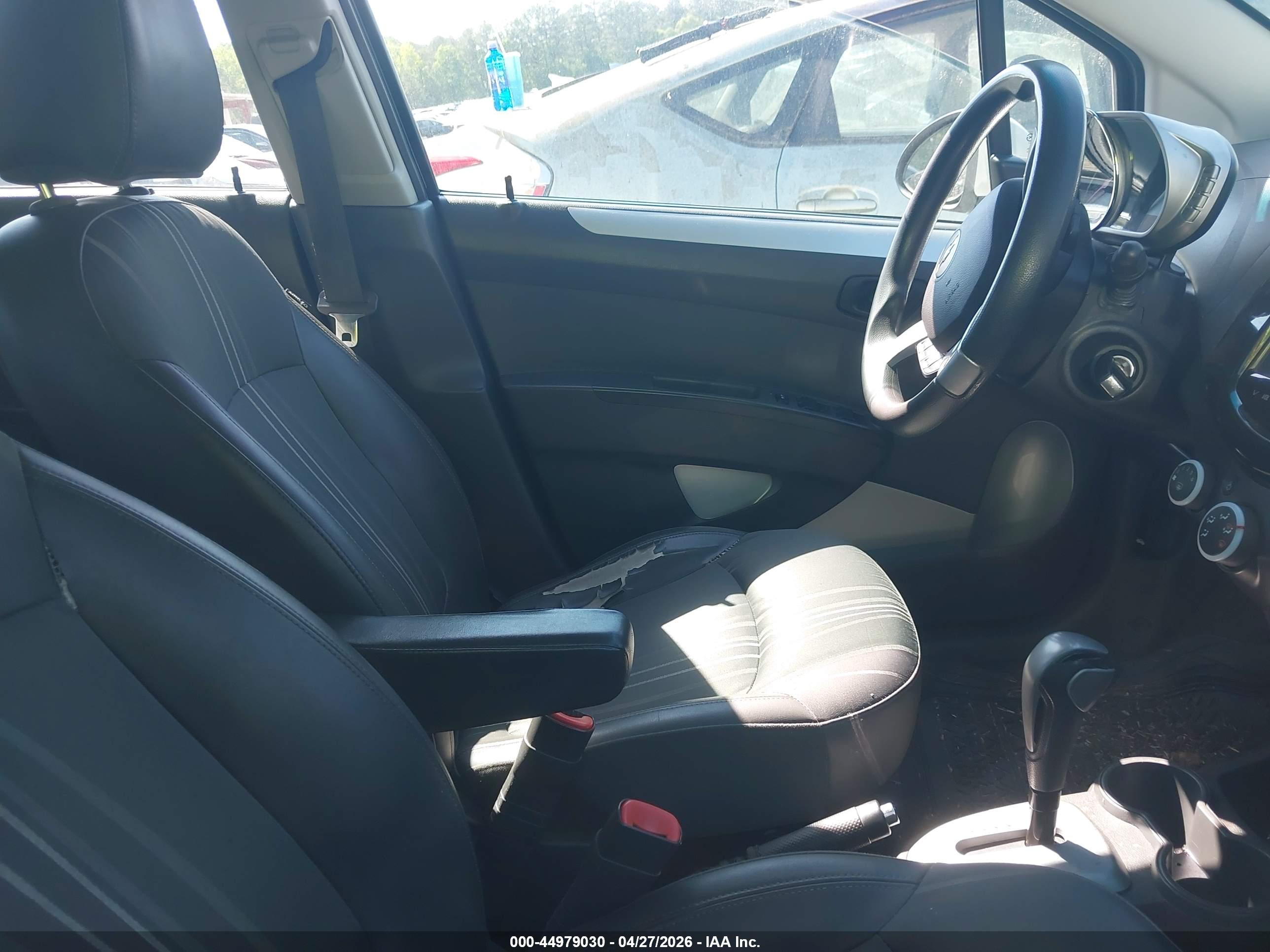 CHEVROLET SPARK image 5