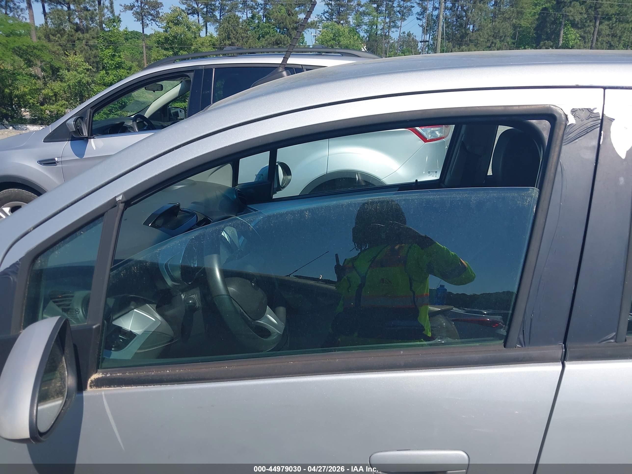 CHEVROLET SPARK image 6