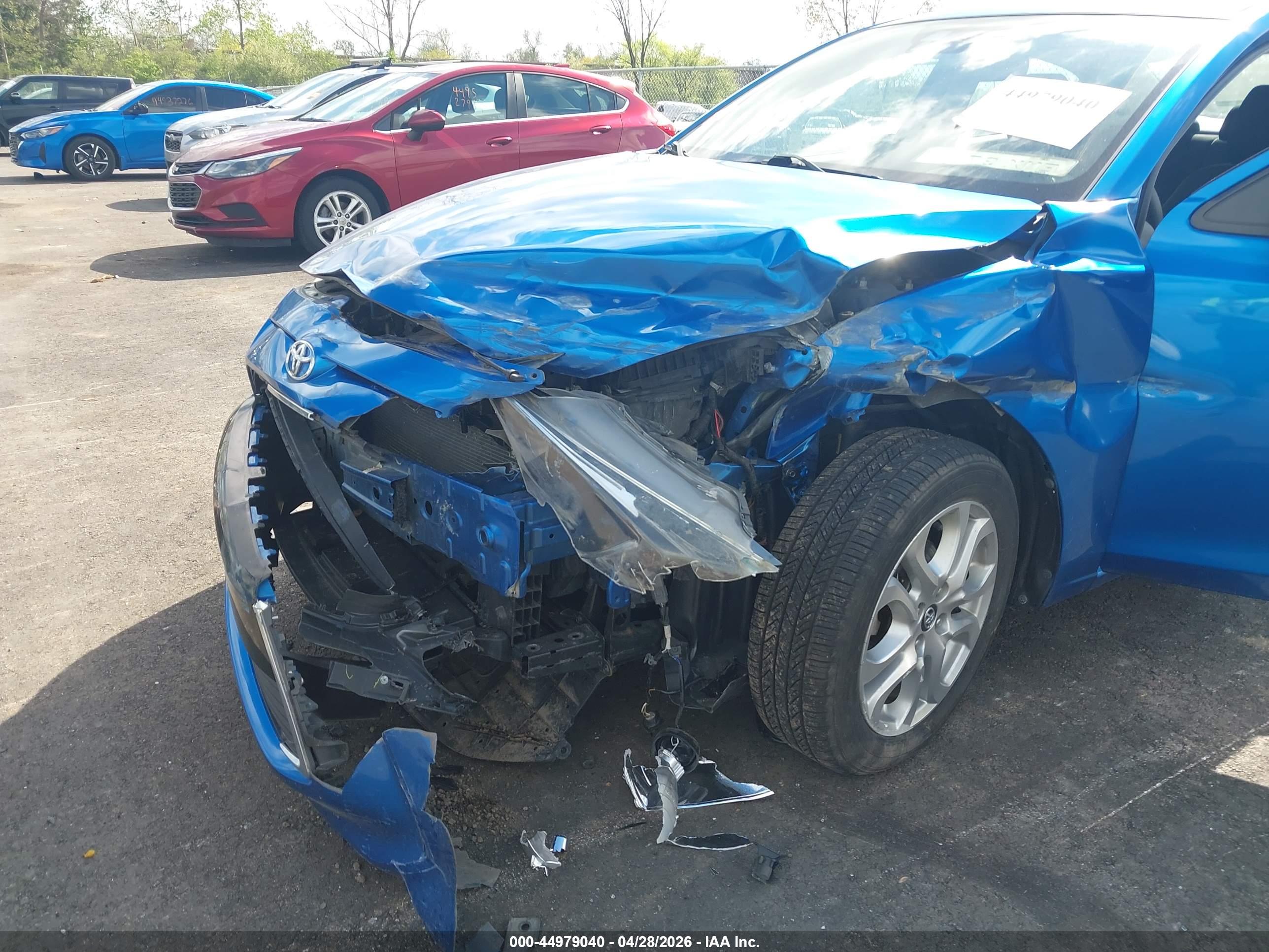 TOYOTA YARIS image 6