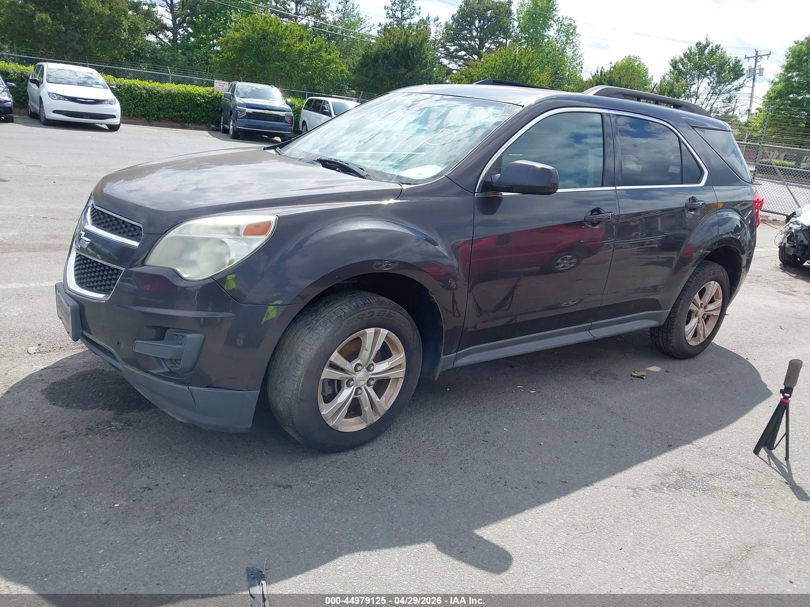 CHEVROLET EQUINOX image 2