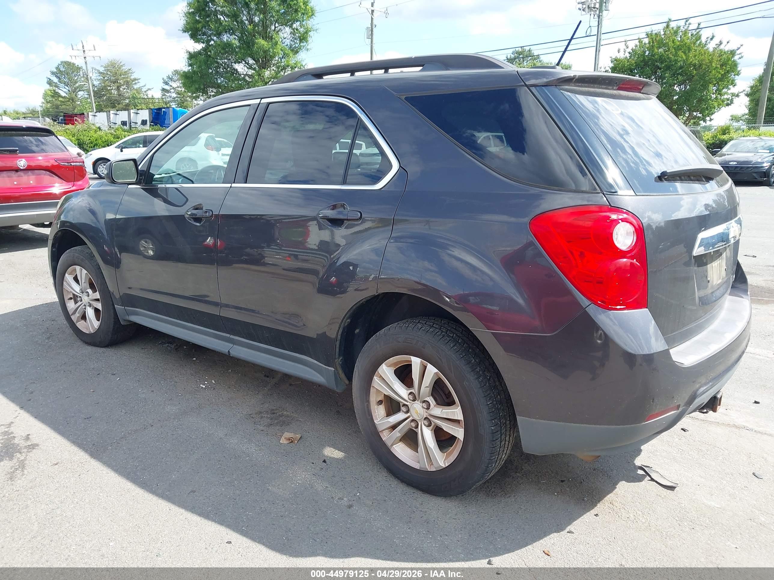 CHEVROLET EQUINOX image 3