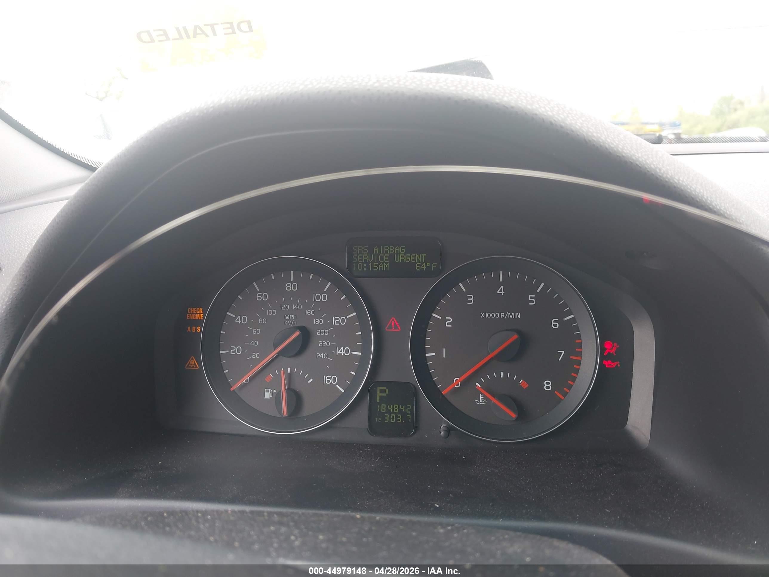 VOLVO V50 image 7