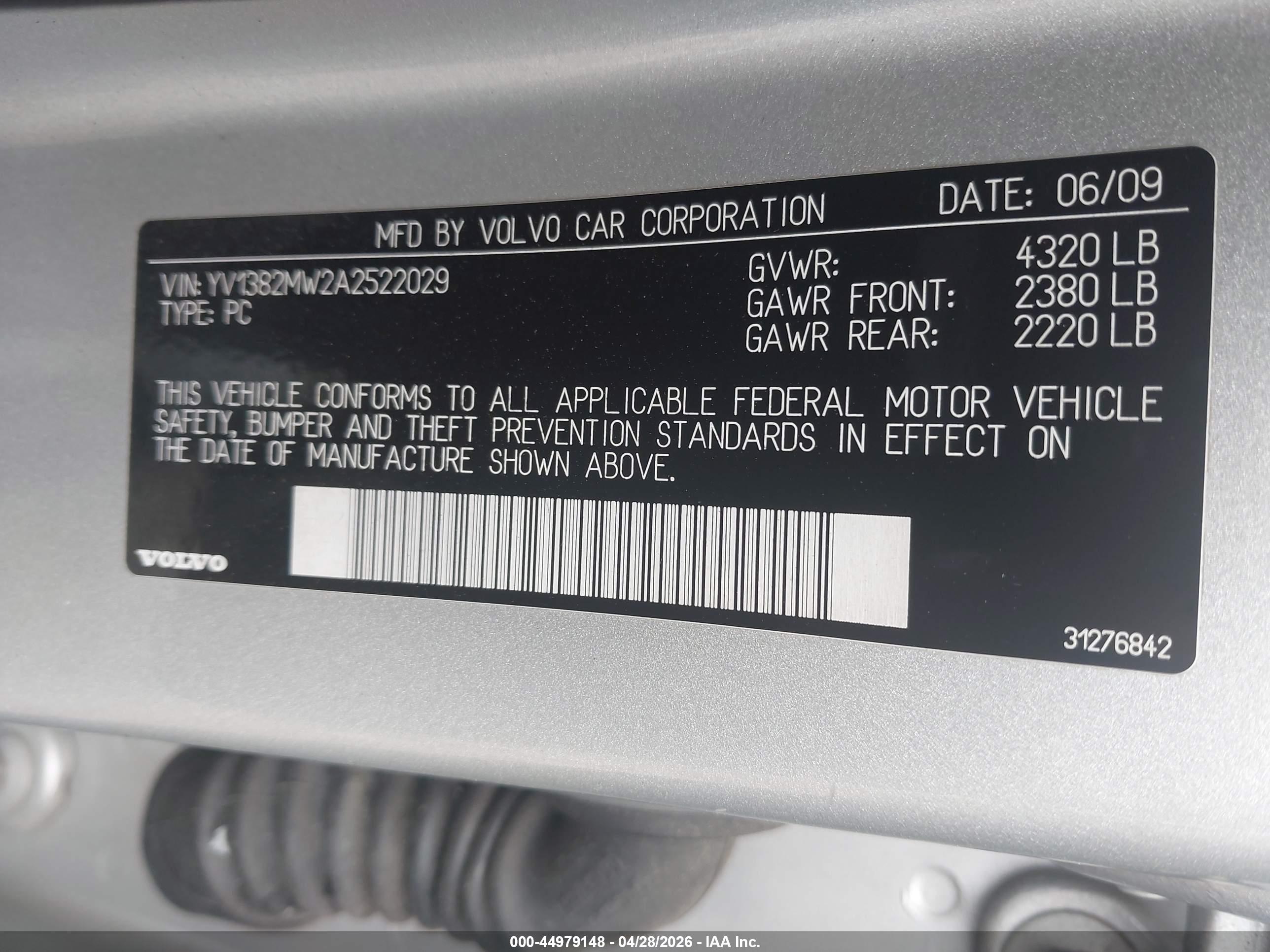VOLVO V50 image 9