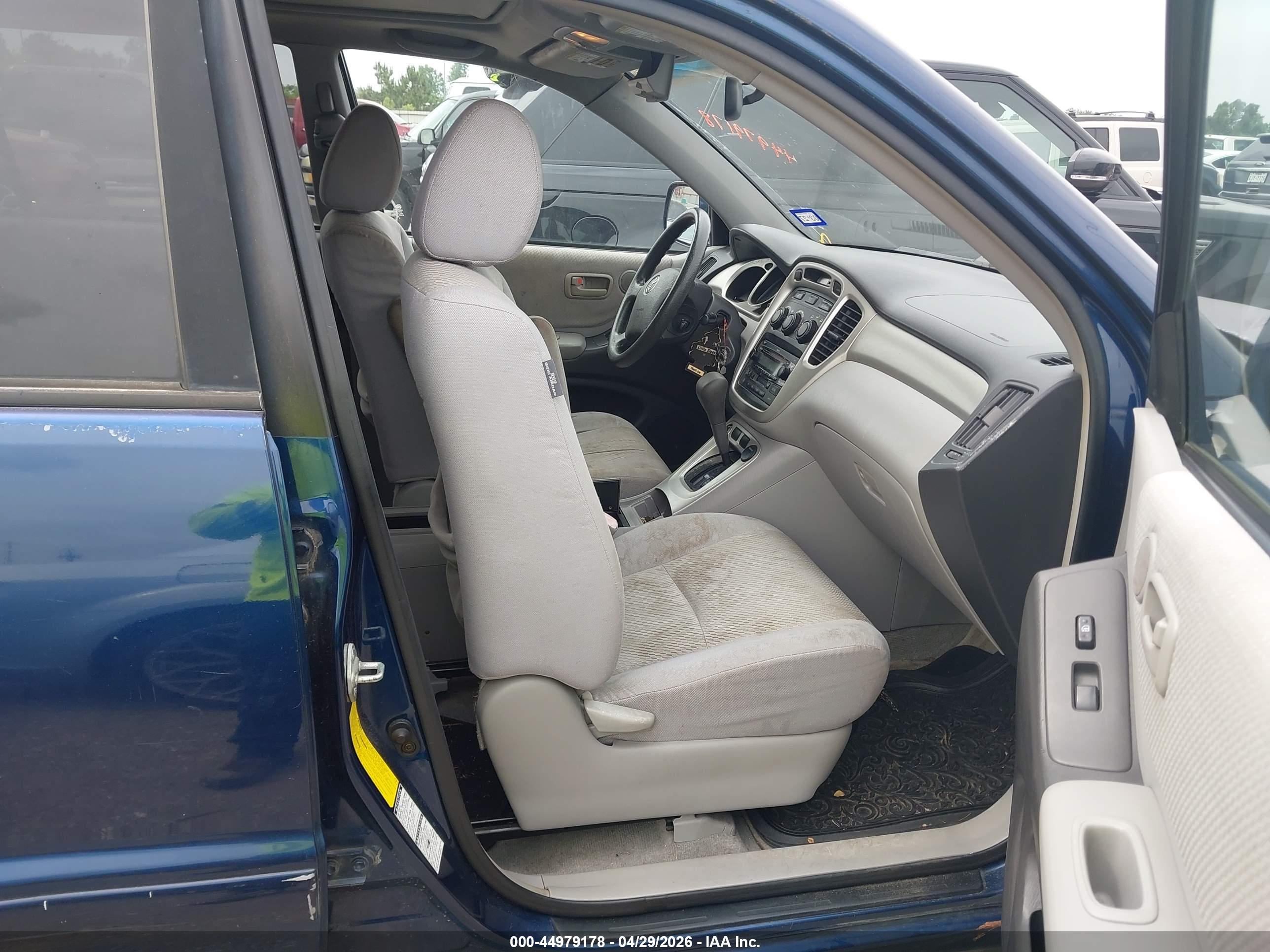 TOYOTA HIGHLANDER image 5
