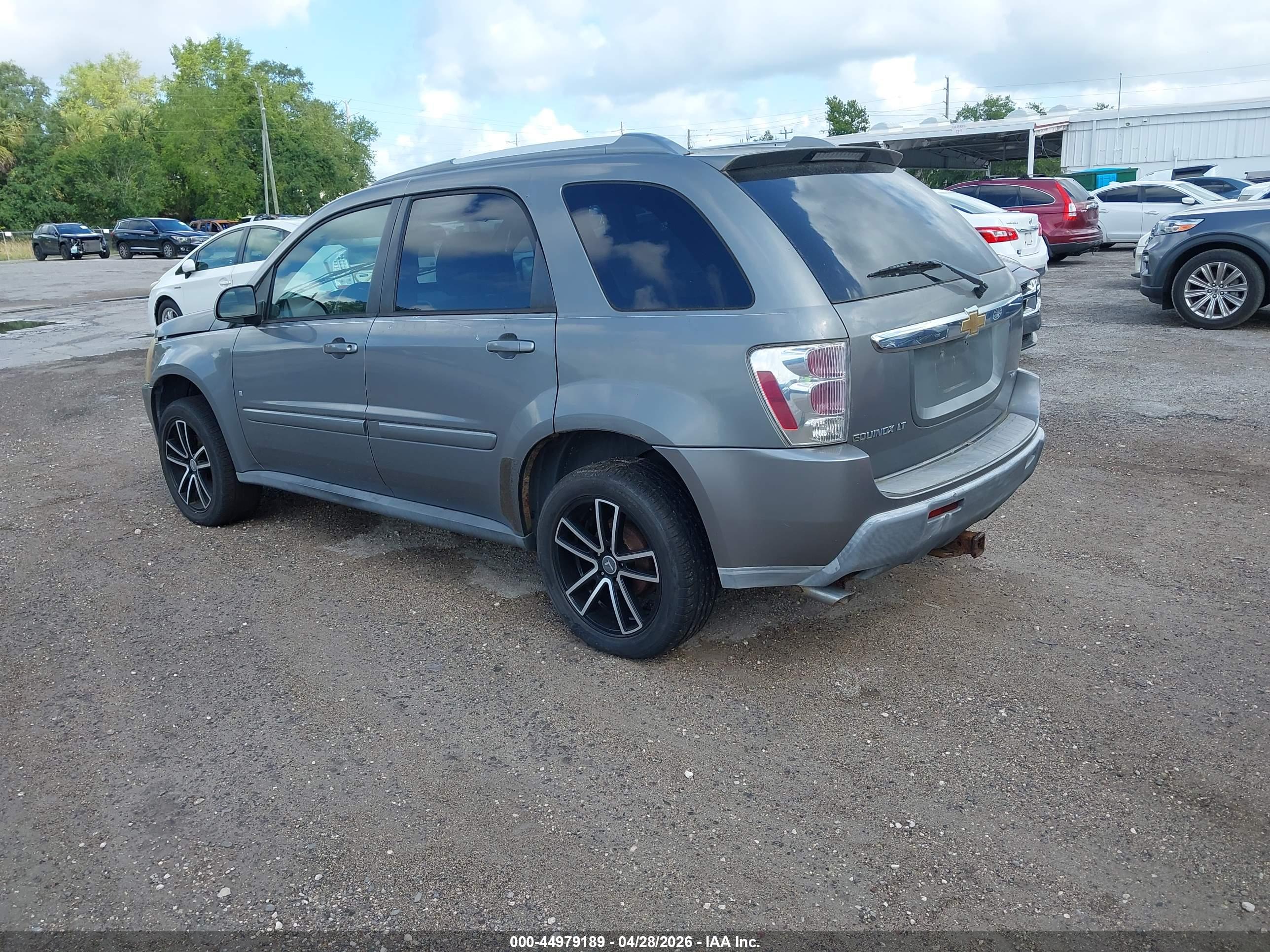 CHEVROLET EQUINOX image 3