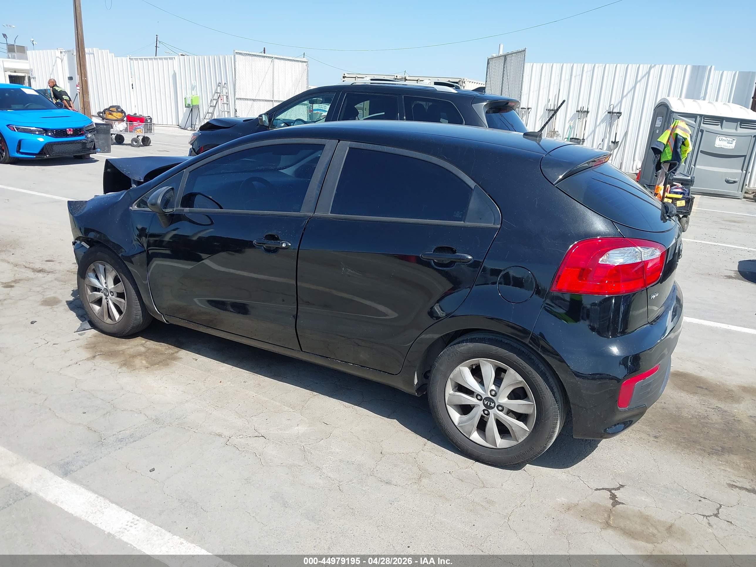 KIA RIO image 3