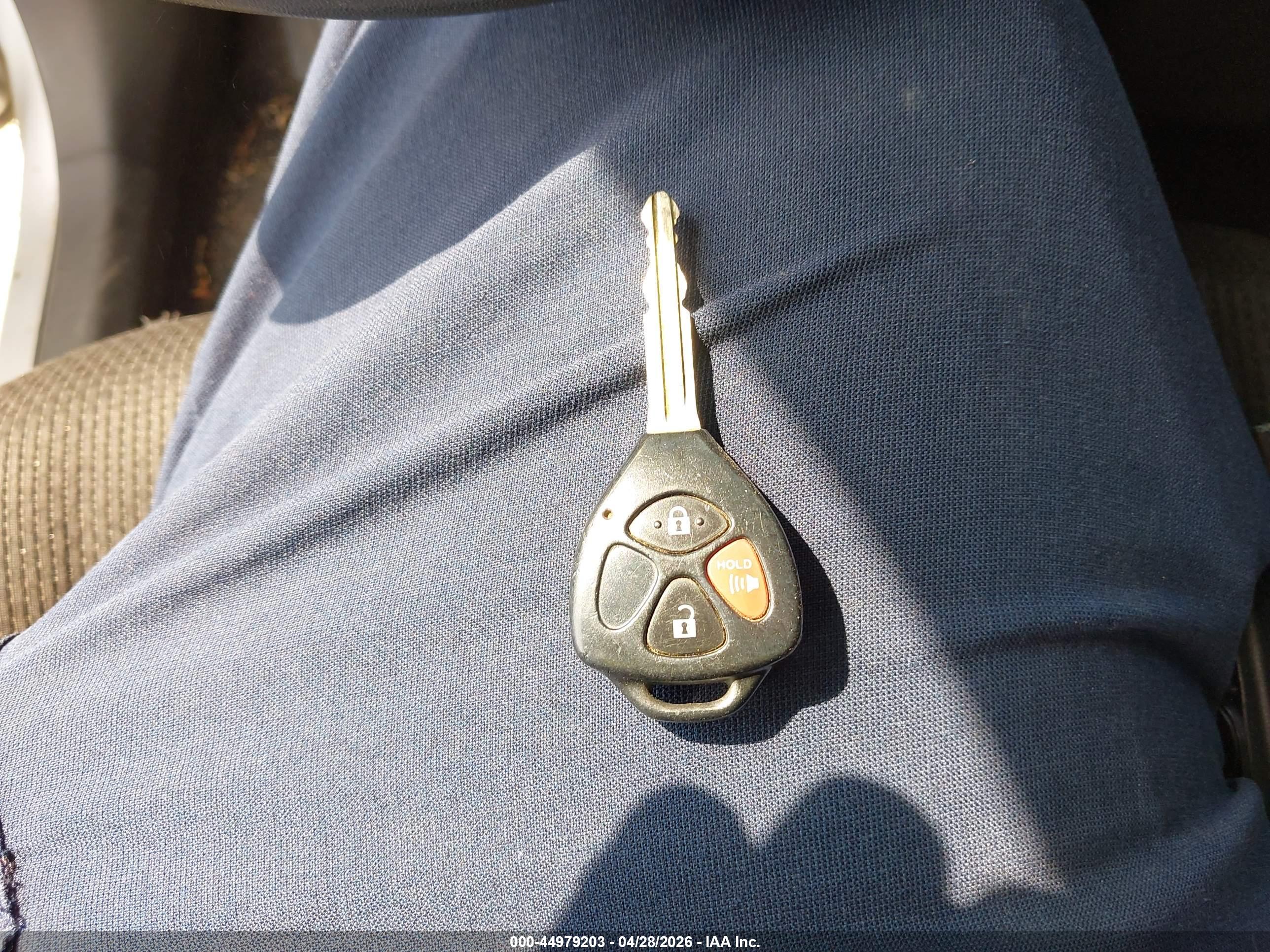 SCION XB image 11