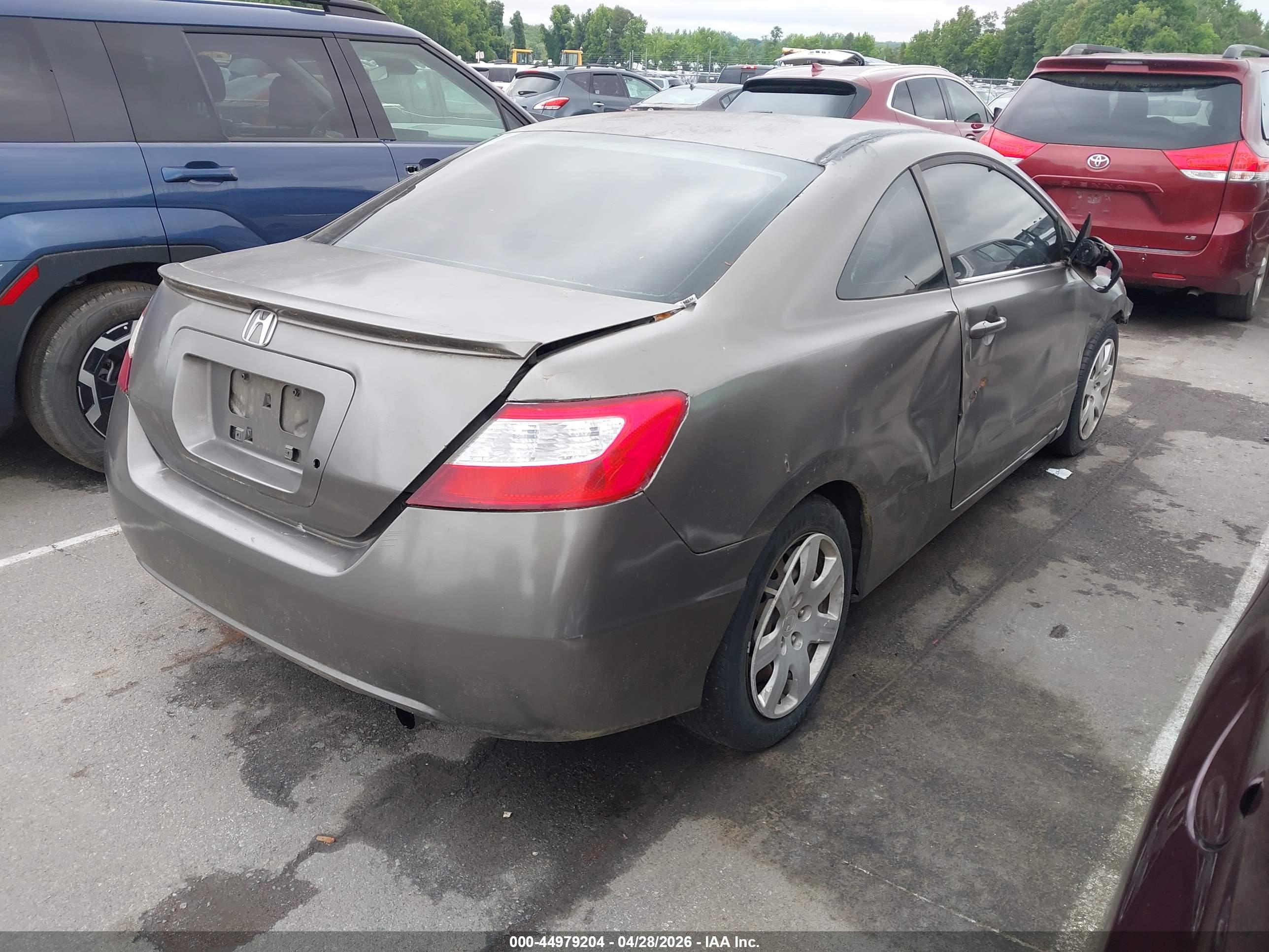HONDA CIVIC image 4