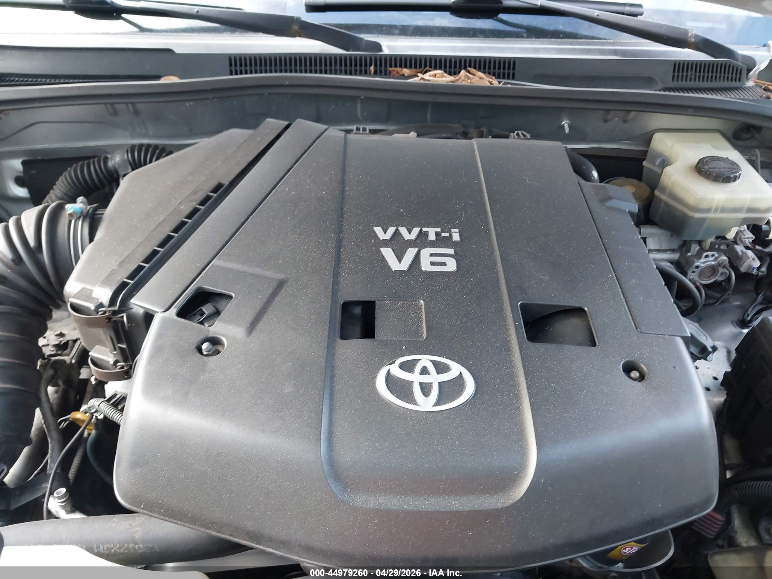 TOYOTA 4RUNNER image 10