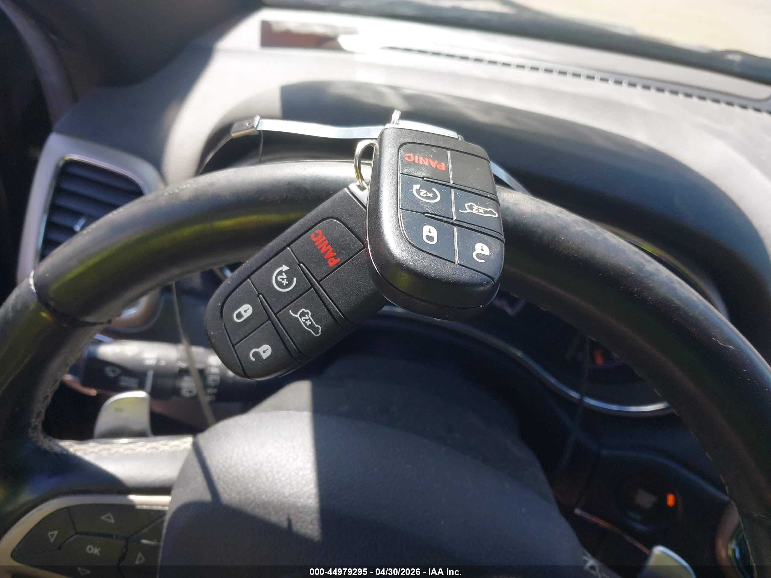 JEEP GRAND image 11