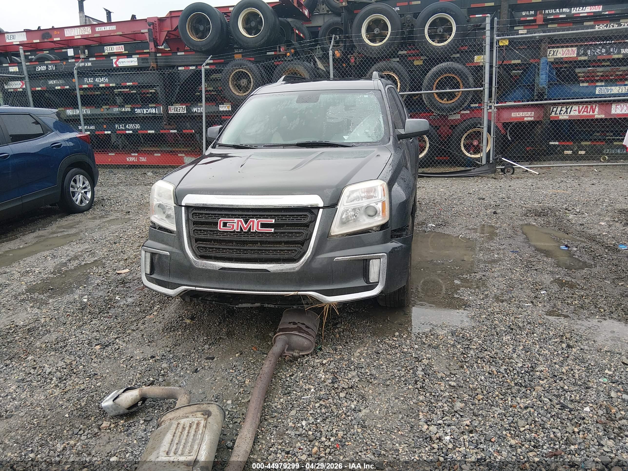 GMC TERRAIN image 2