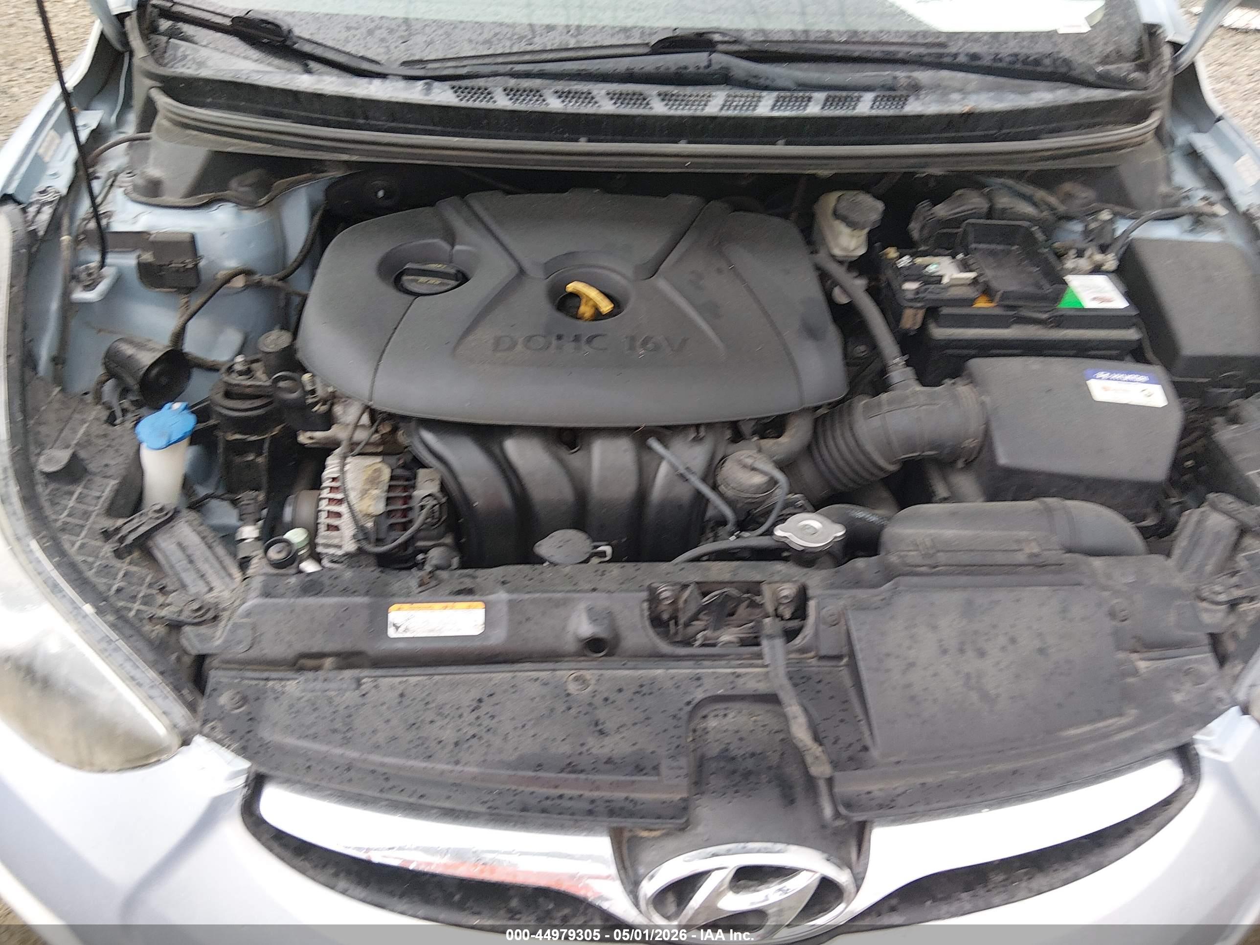 HYUNDAI ELANTRA image 10