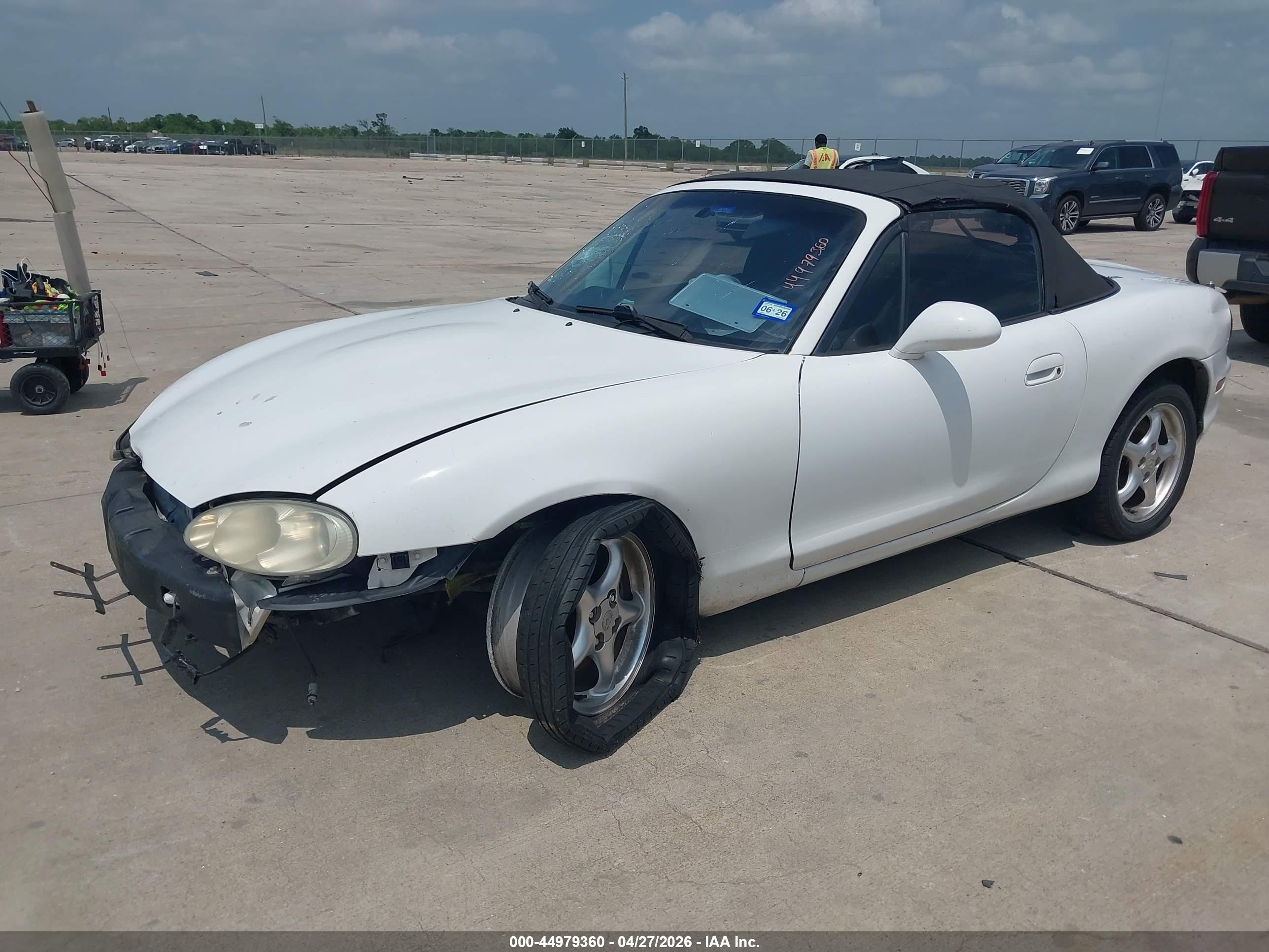 MAZDA MX-5 image 2