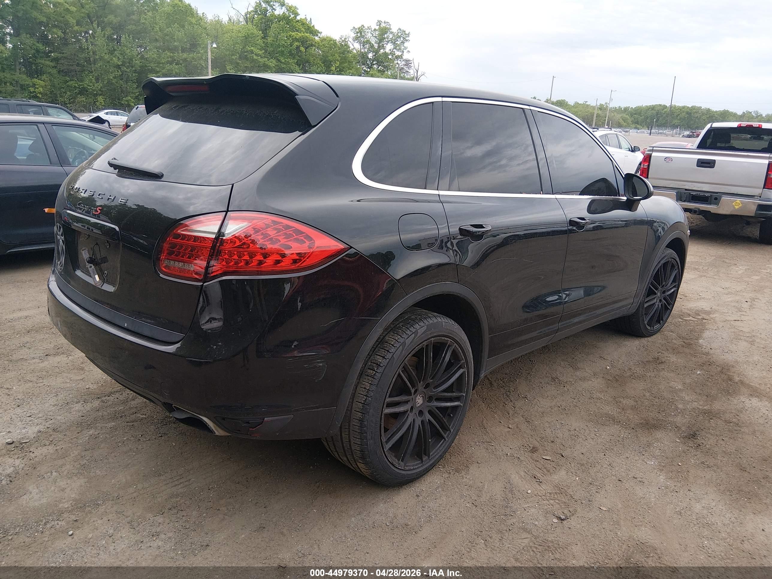 PORSCHE CAYENNE image 4