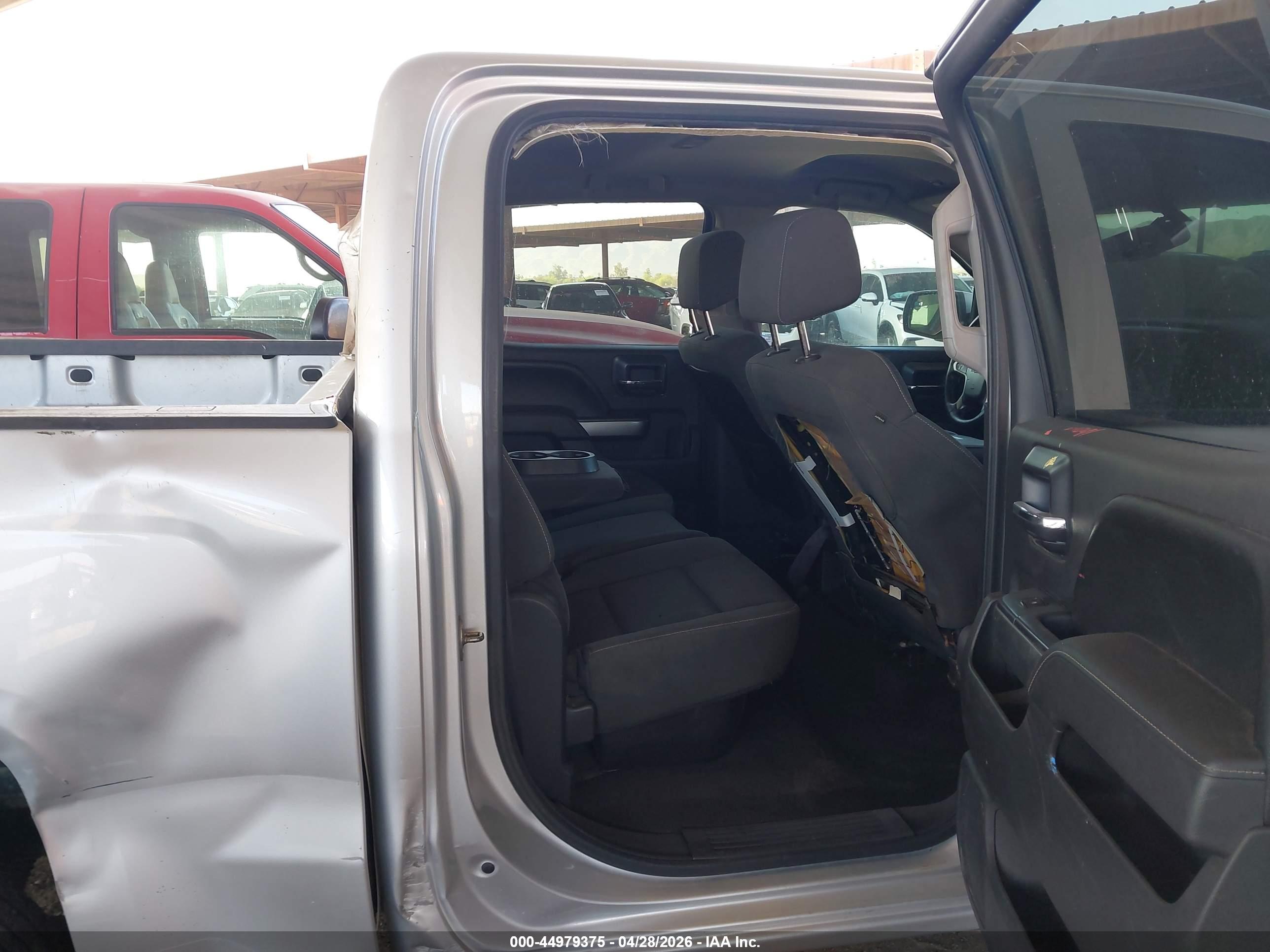 CHEVROLET SILVERADO image 8
