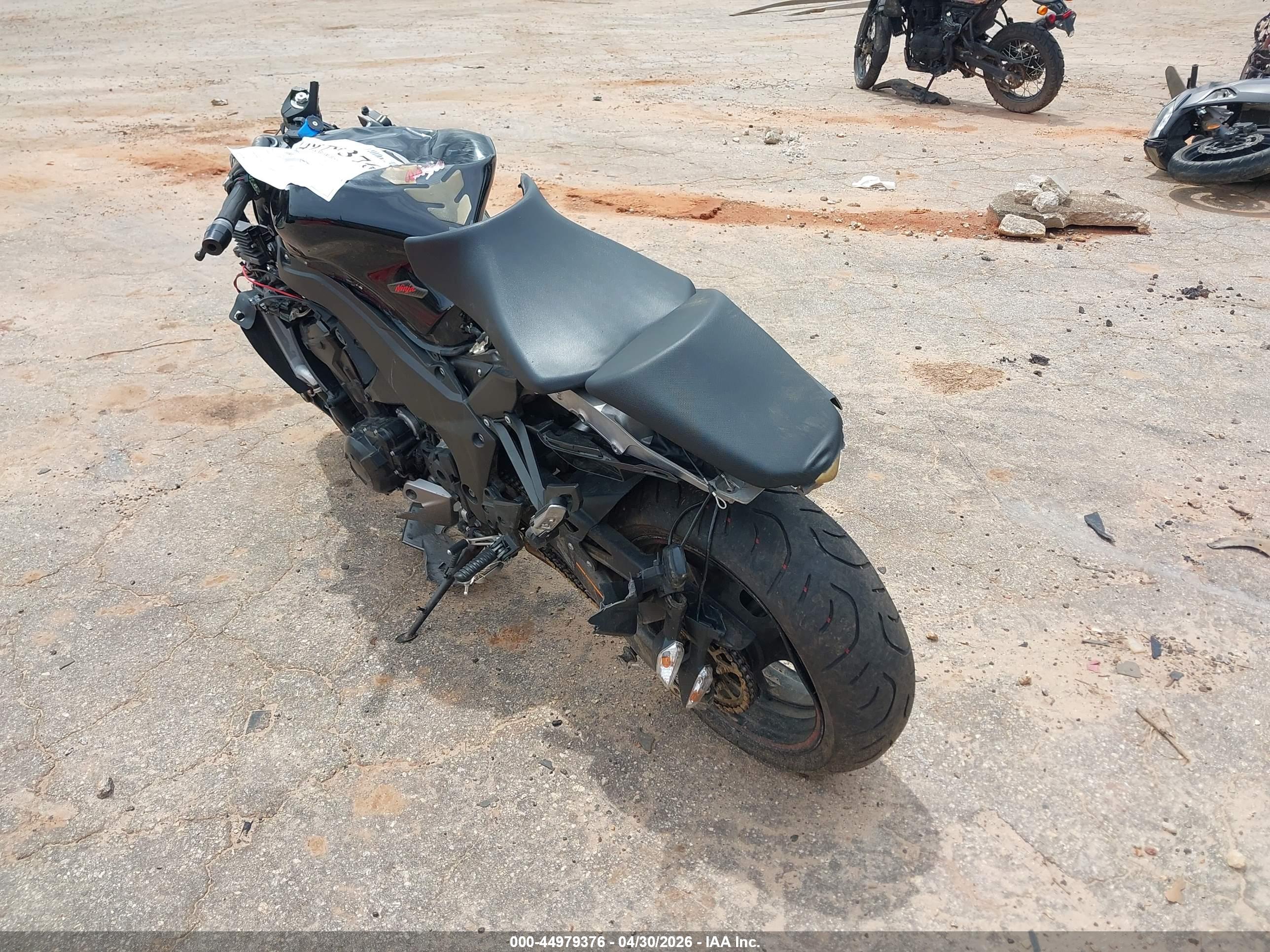 KAWASAKI ZX1002 image 3