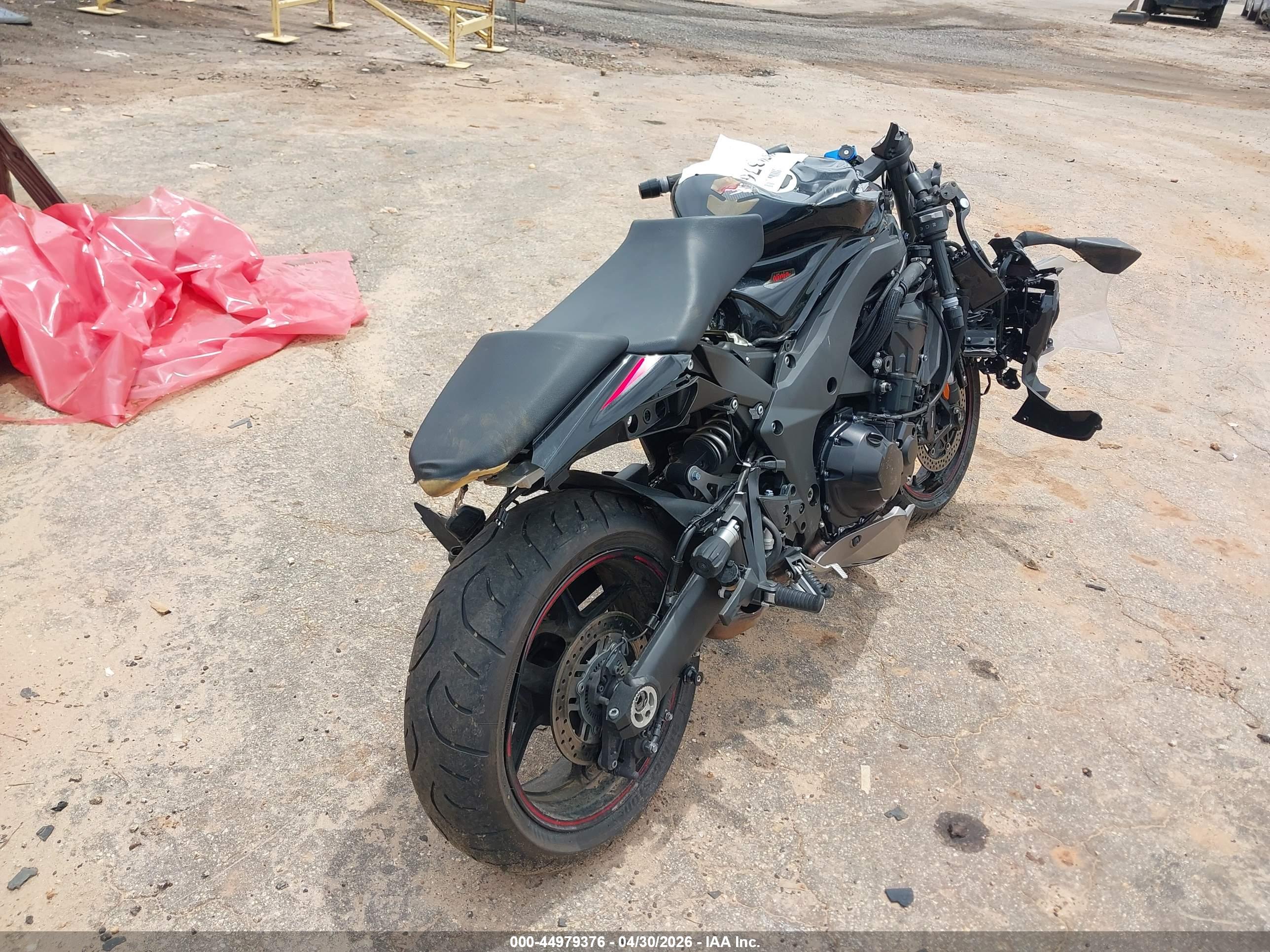 KAWASAKI ZX1002 image 4