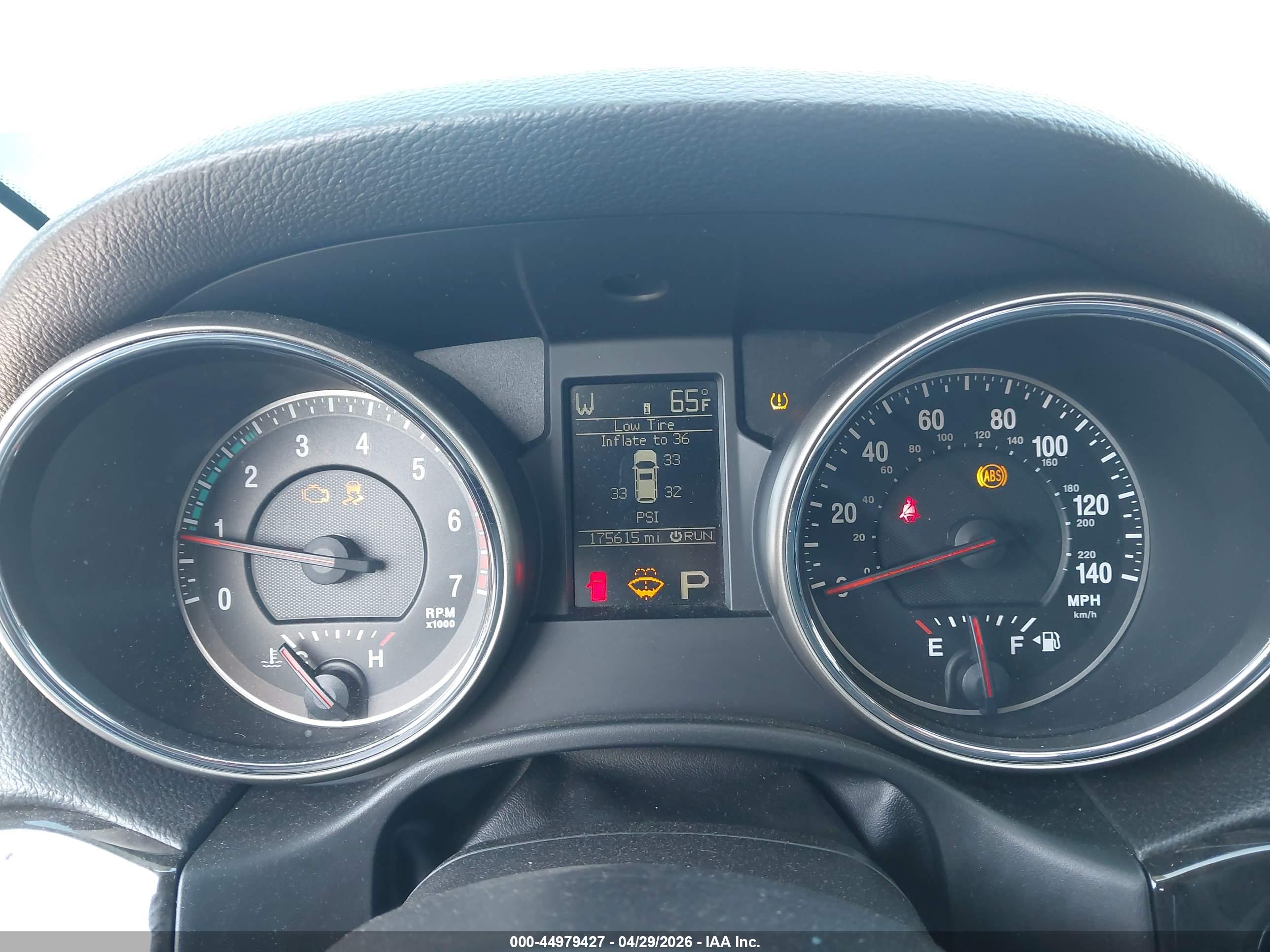 JEEP GRAND image 7