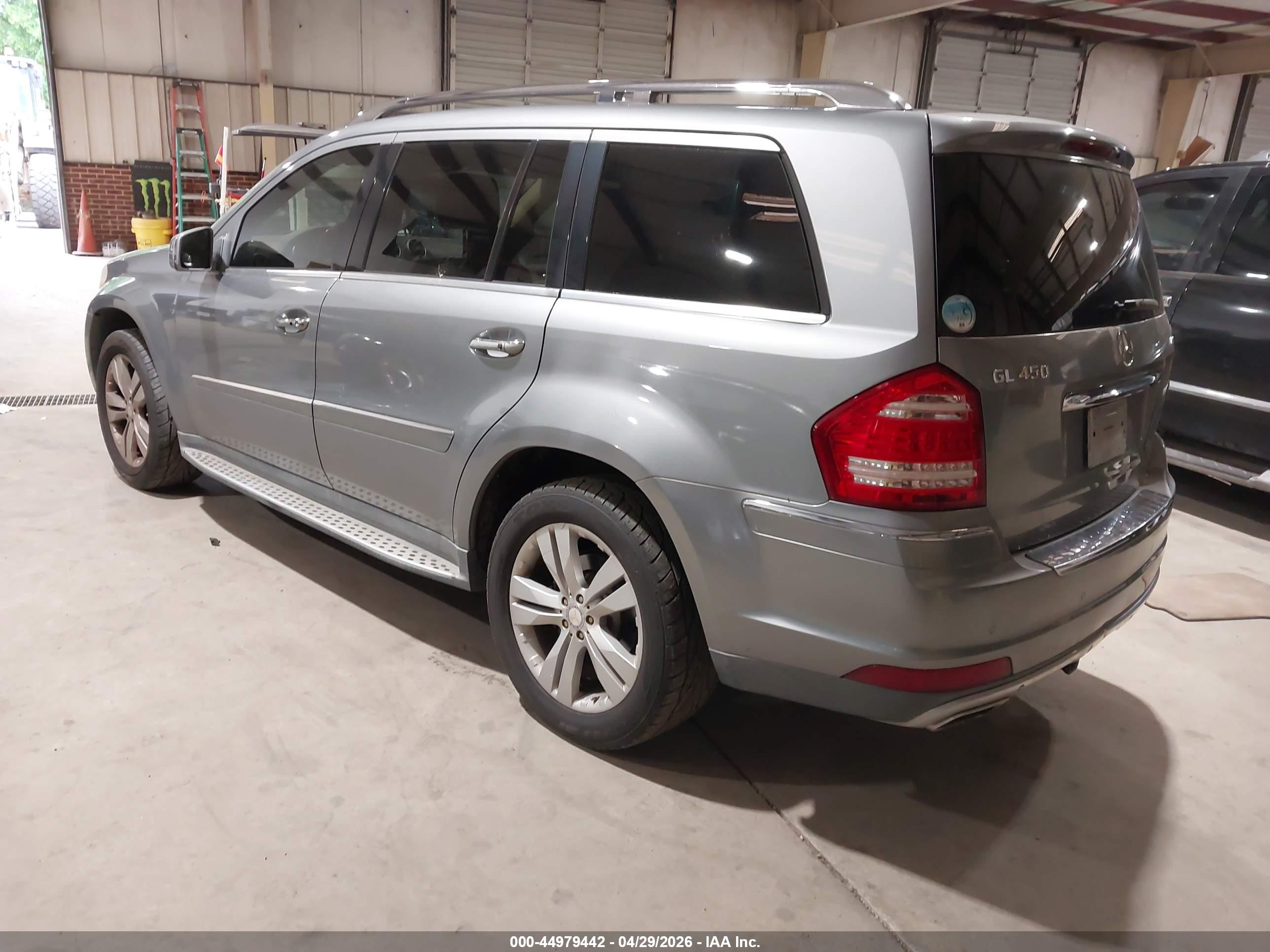 MERCEDES-BENZ GL image 3